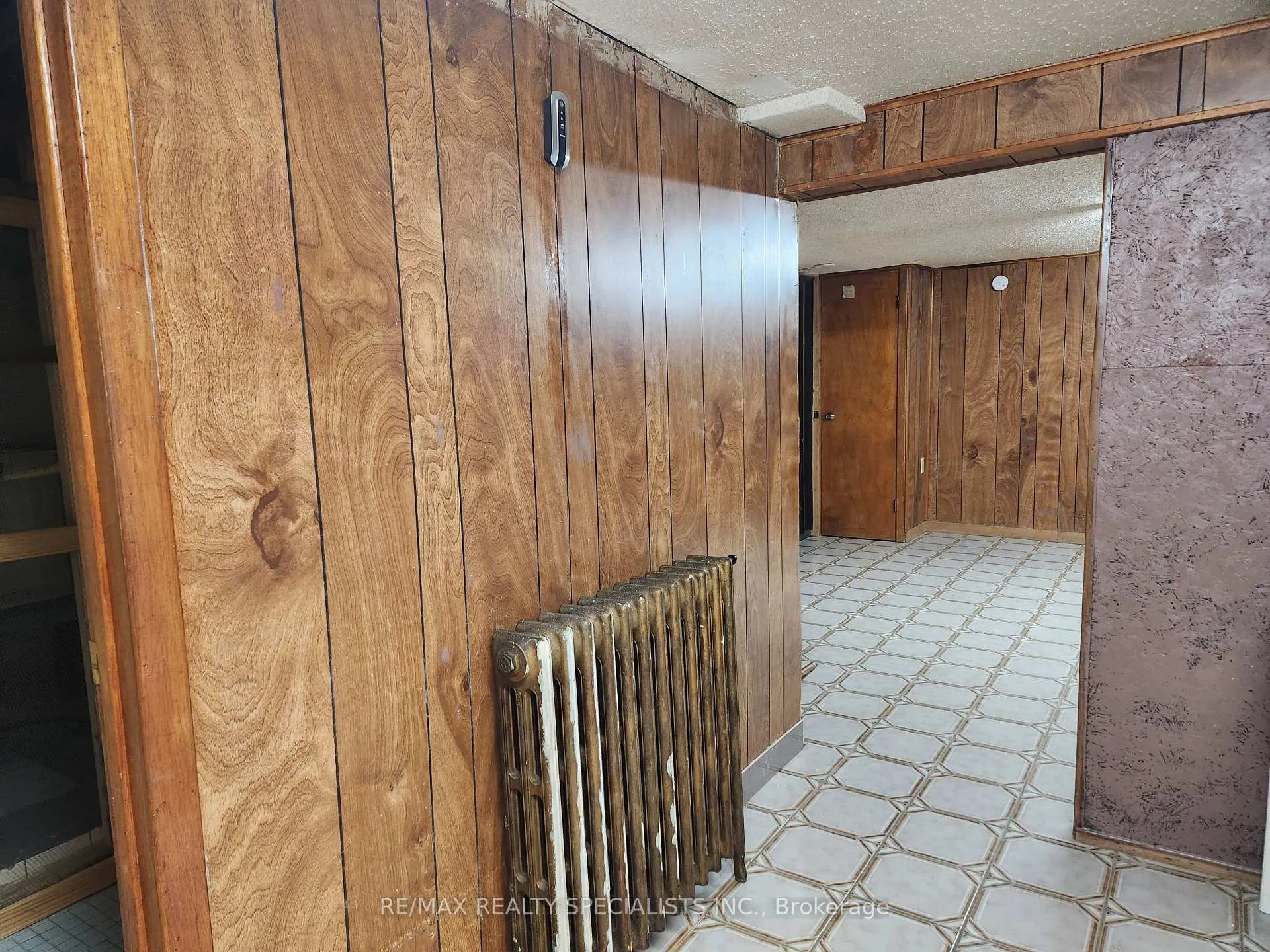 Photo 4 of Unit BSMT, 12 Moir Avenue, Toronto, Oakwood Village — HOMEH