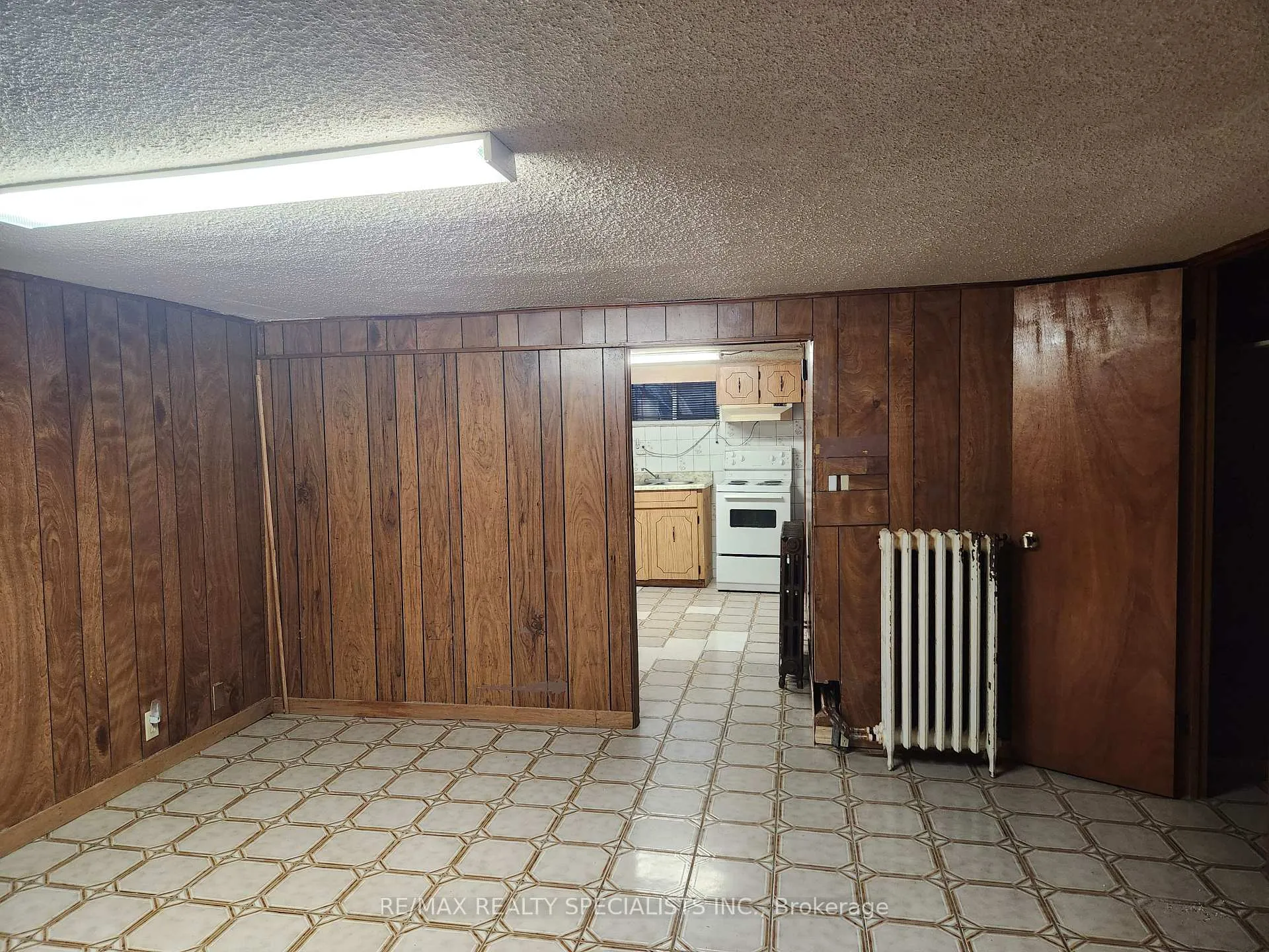 Photo 5 of Unit BSMT, 12 Moir Avenue, Toronto, Oakwood Village — HOMEH
