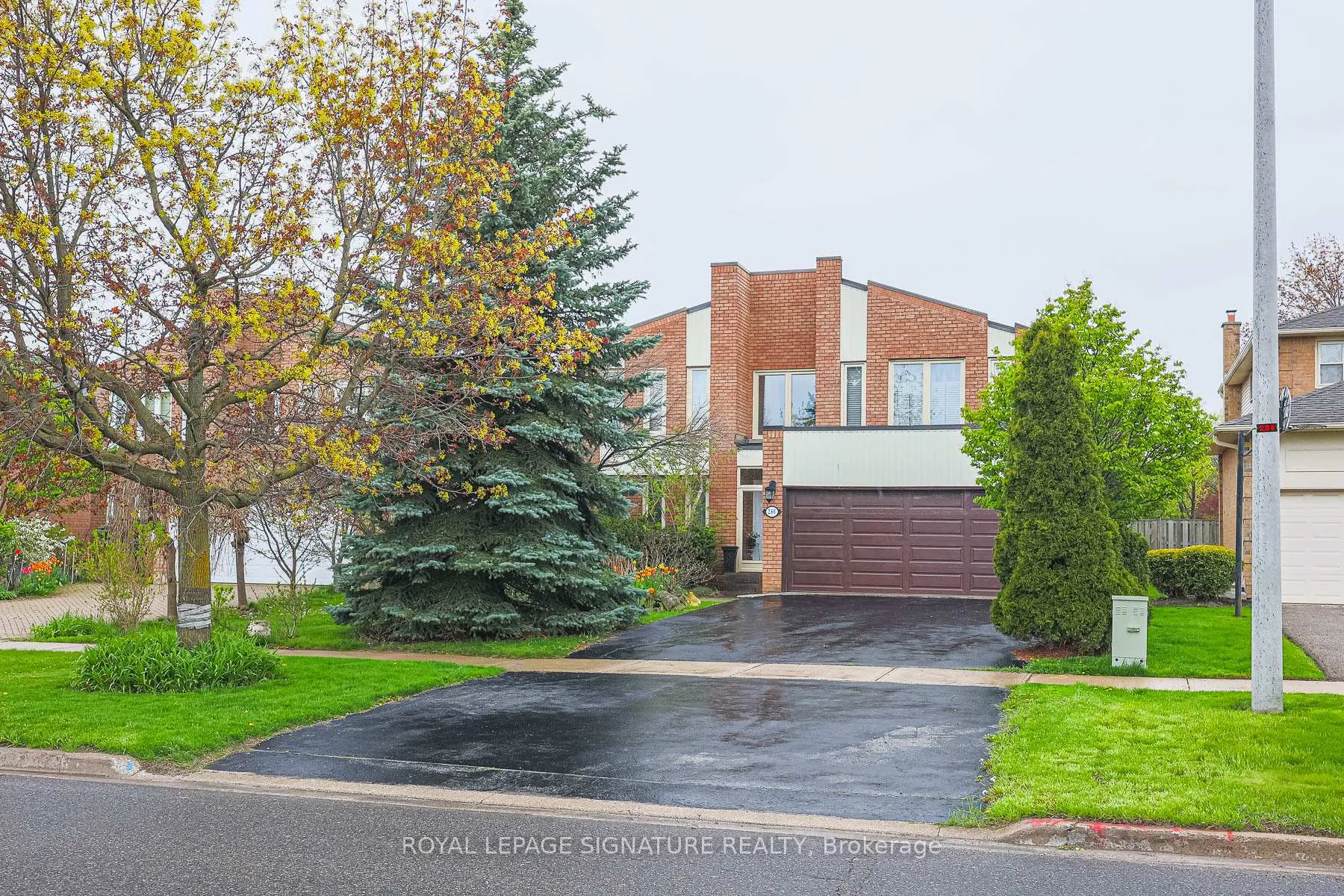 Photo 1 of 286 Green Lane, Markham, Thornlea — HOMEH