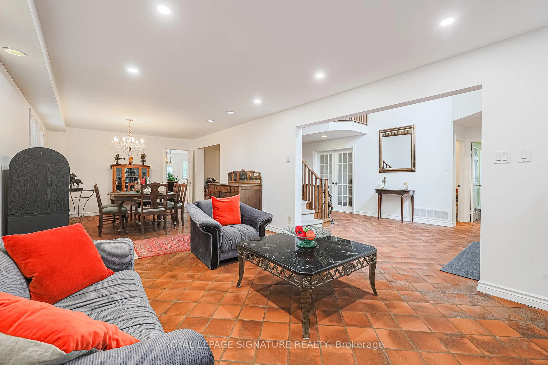 Photo 8 of 286 Green Lane, Markham, Thornlea — HOMEH