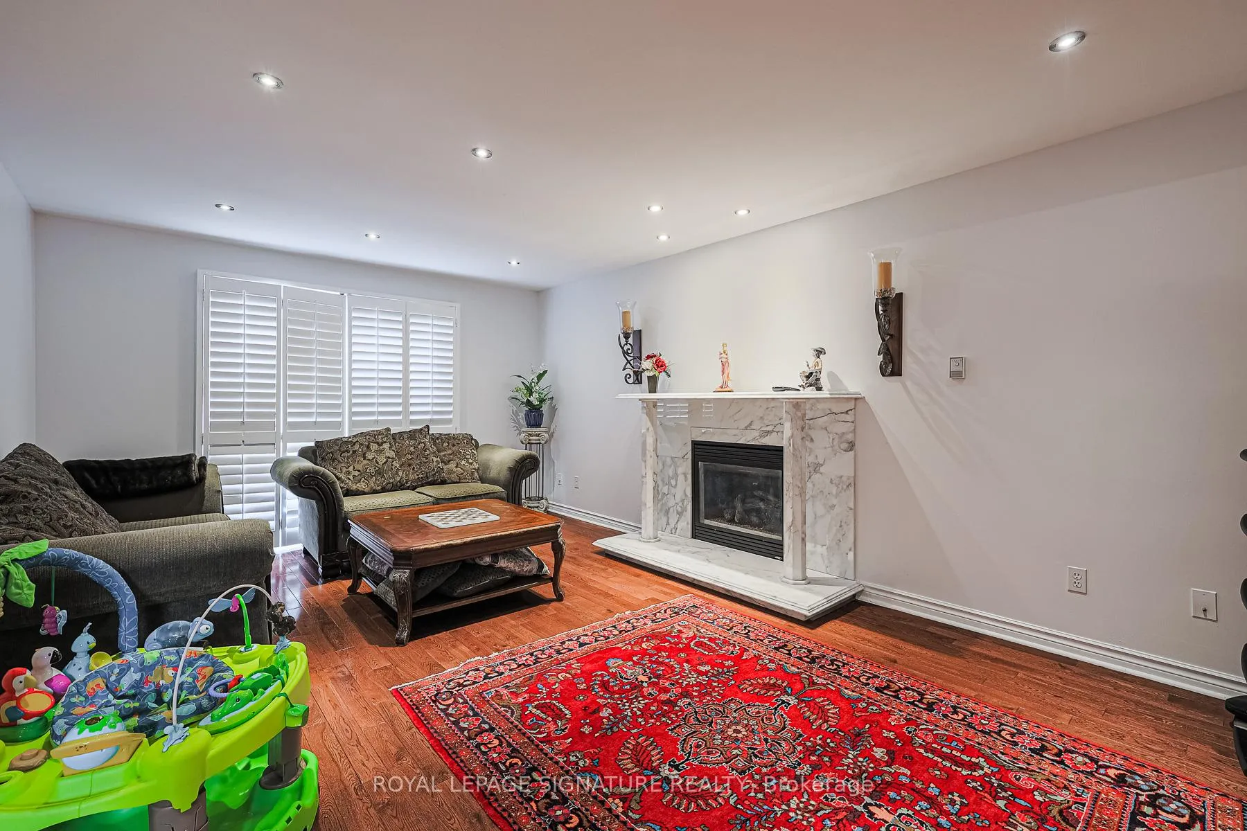 Photo 15 of 286 Green Lane, Markham, Thornlea — HOMEH
