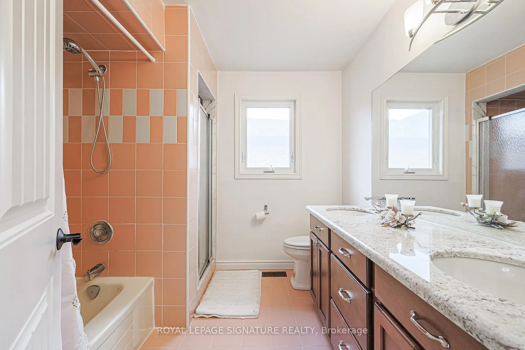 Photo 26 of 286 Green Lane, Markham, Thornlea — HOMEH