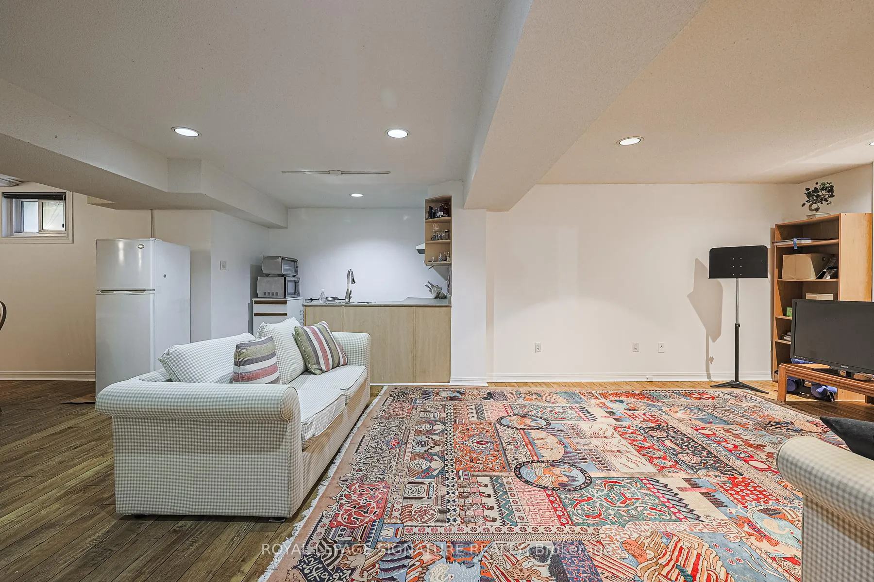 Photo 33 of 286 Green Lane, Markham, Thornlea — HOMEH