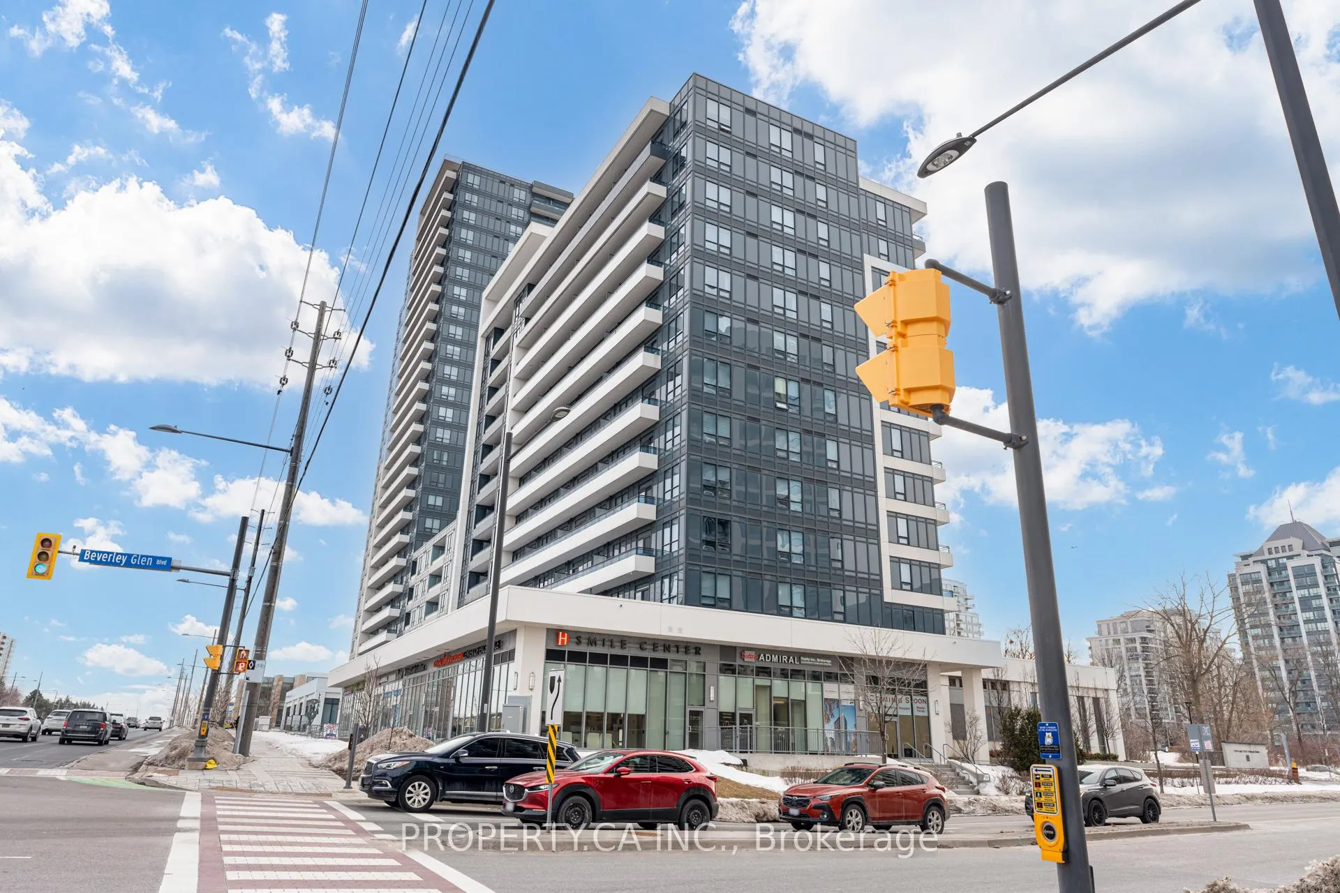 Front of Unit 229, 7900 Bathurst Street