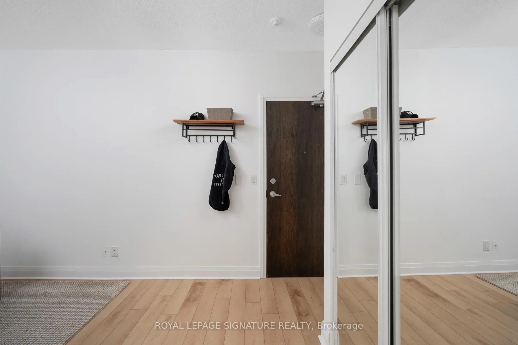 Photo 2 of Unit 613, 17 Kenaston Gardens, North York, Bayview Village — HOMEH
