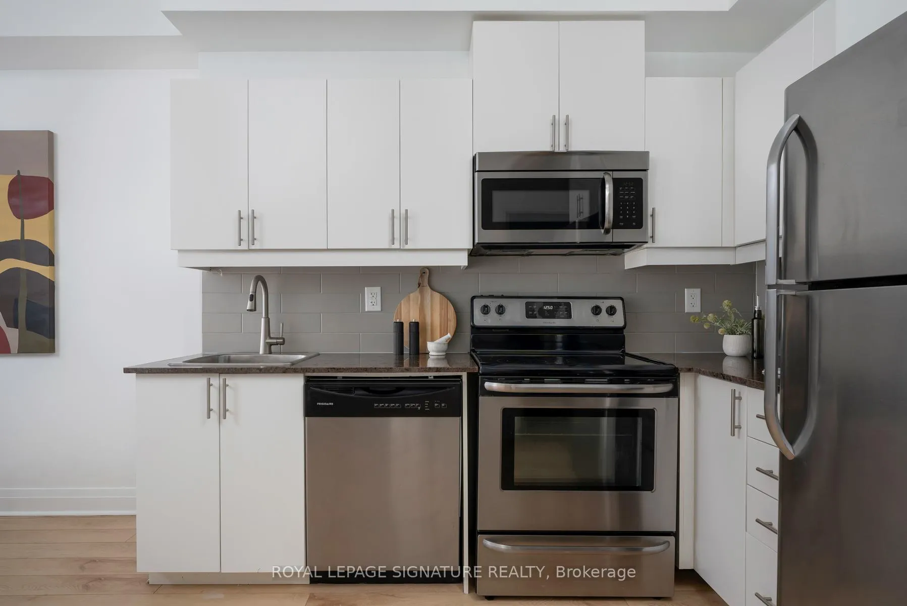 Photo 7 of Unit 613, 17 Kenaston Gardens, North York, Bayview Village — HOMEH