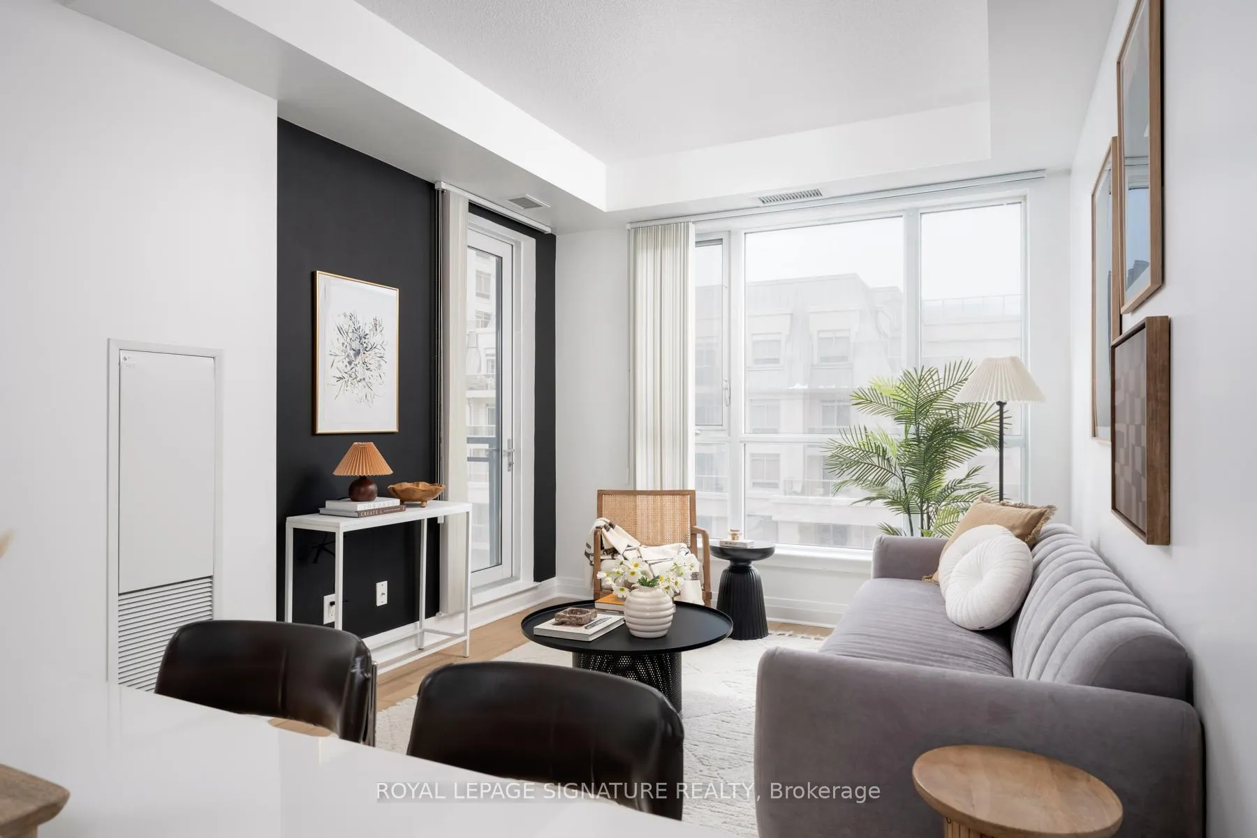 Photo 10 of Unit 613, 17 Kenaston Gardens, North York, Bayview Village — HOMEH