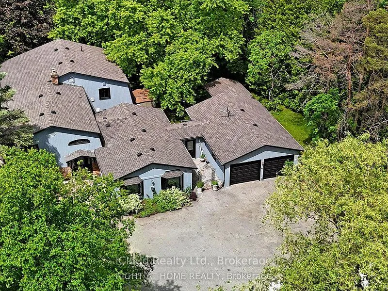 Front of 2580 Lake ridge Road