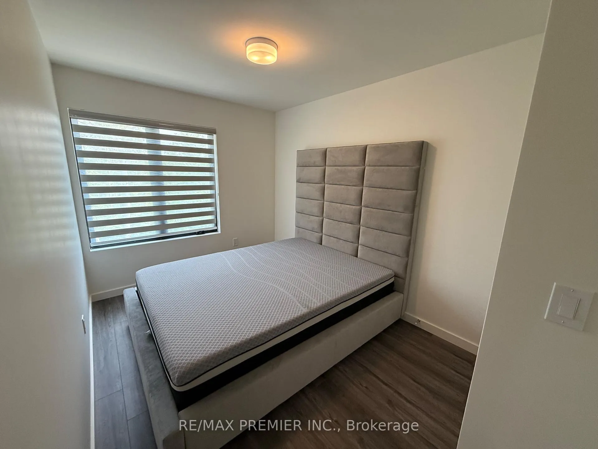 Photo 9 of 32 Rainwater Lane, Barrie, Holly — HOMEH
