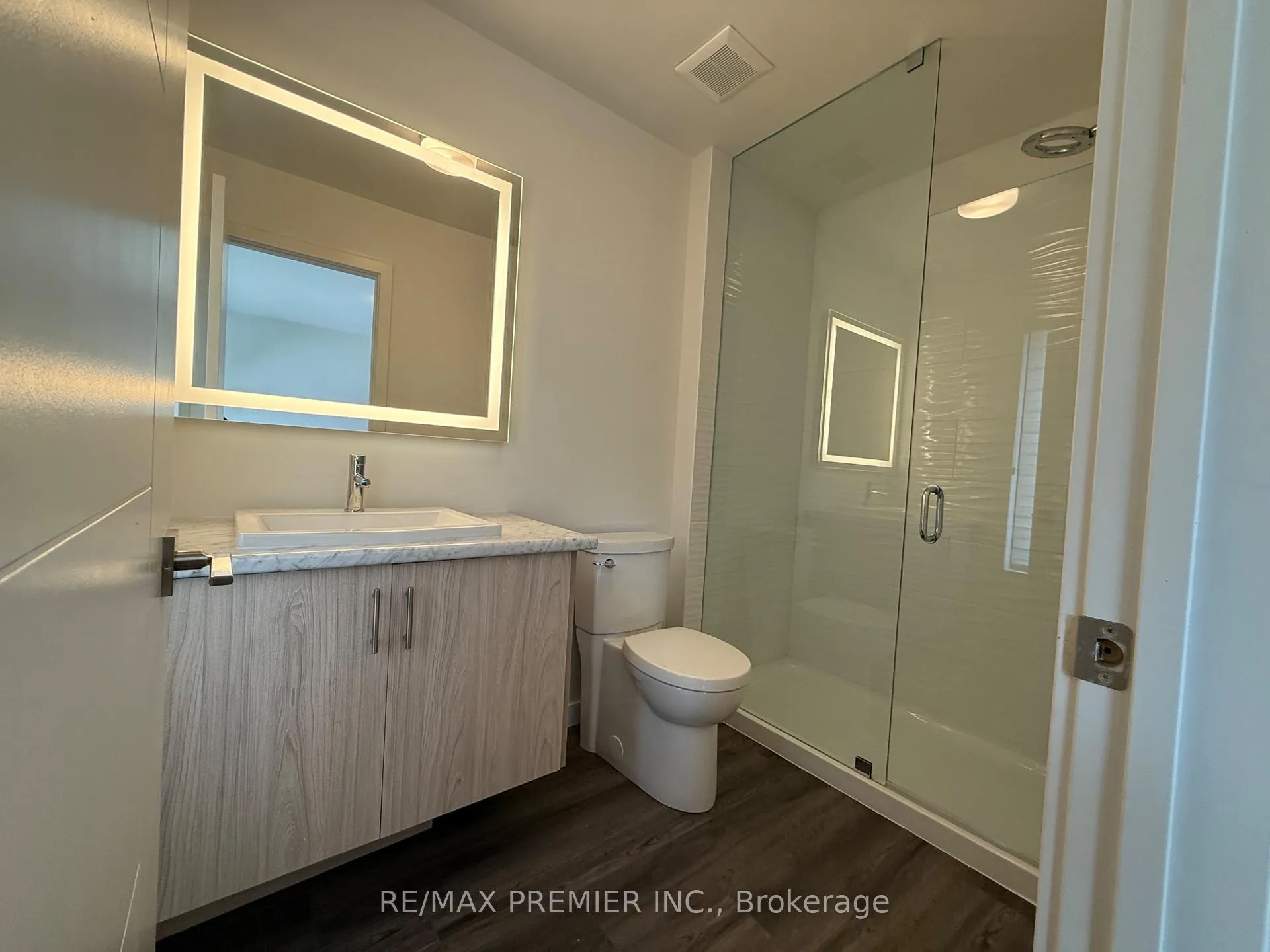 Photo 13 of 32 Rainwater Lane, Barrie, Holly — HOMEH