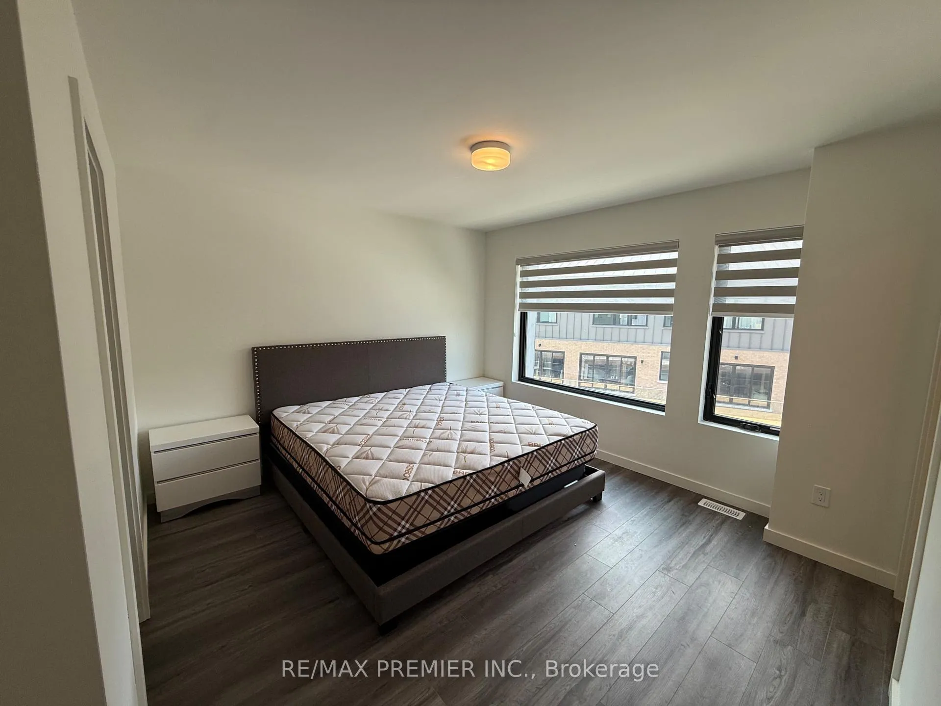 Photo 14 of 32 Rainwater Lane, Barrie, Holly — HOMEH