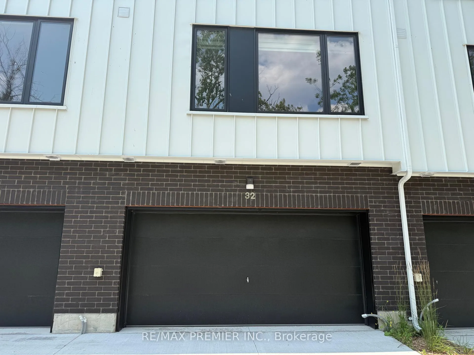 Photo 16 of 32 Rainwater Lane, Barrie, Holly — HOMEH