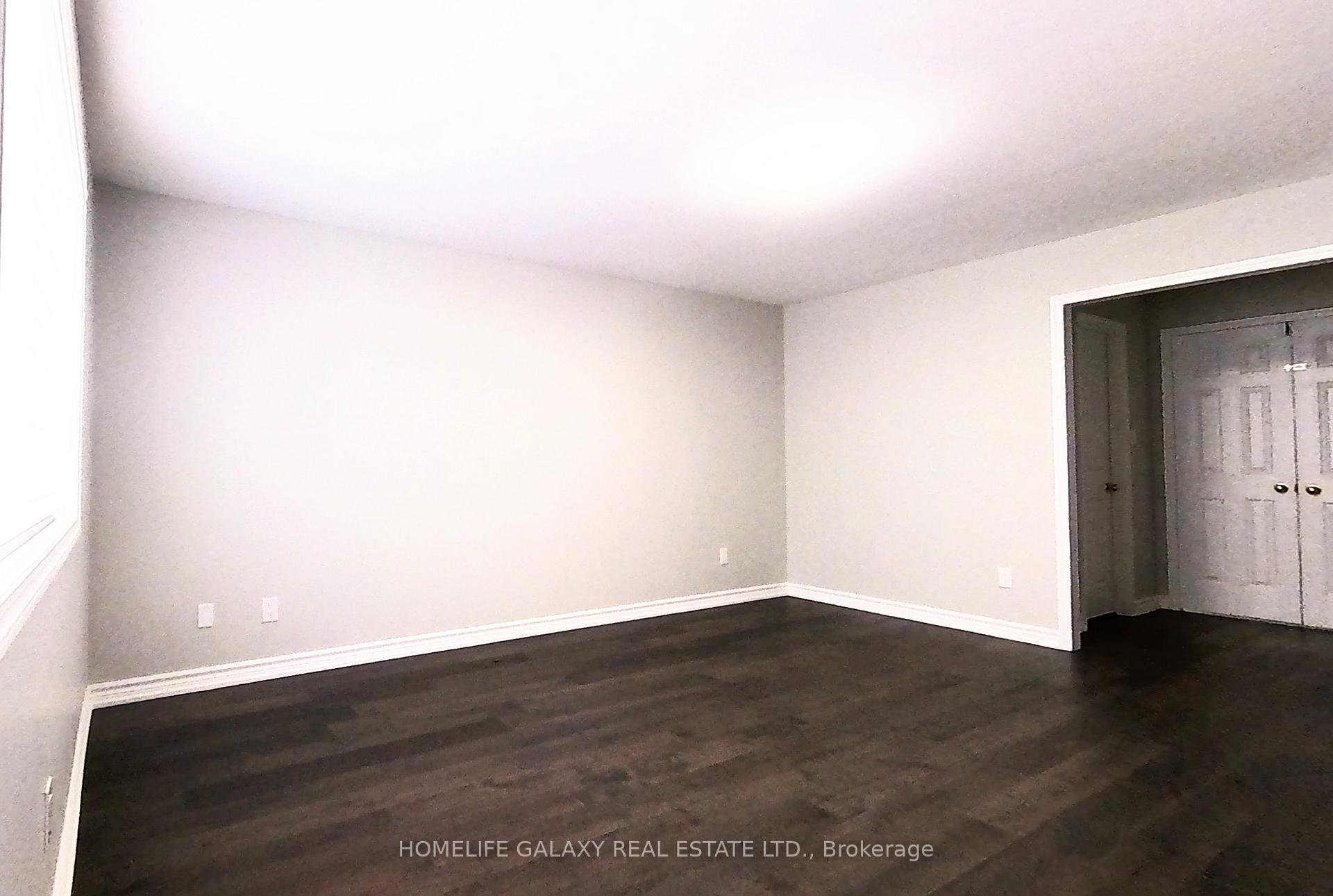 Photo 11 of 105 Silverwood Circle, Ajax, Central East — HOMEH