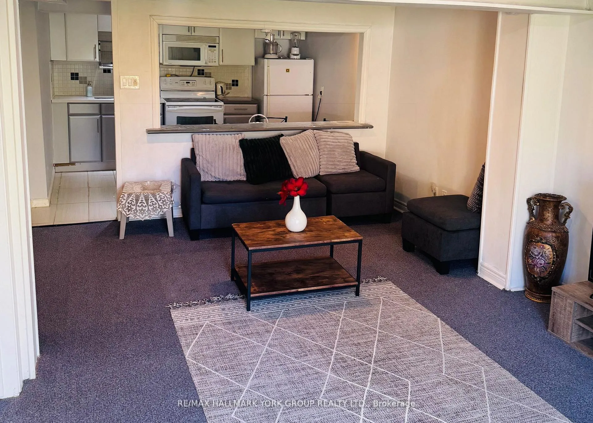 Photo 4 of Unit Lower, 9 Micmac Crescent, North York, Pleasant View — HOMEH
