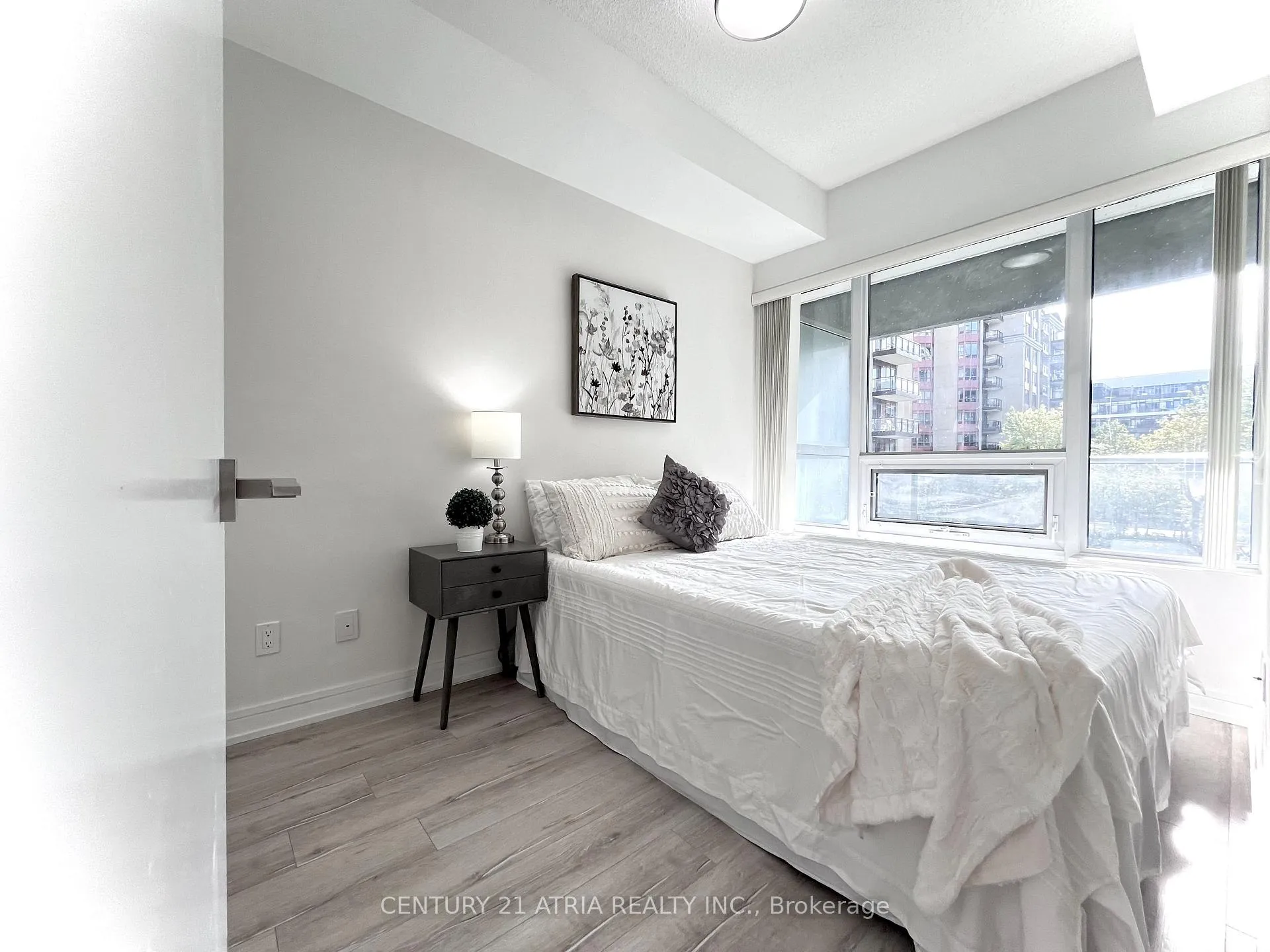 Photo 11 of Unit 228, 621 Sheppard Avenue E, North York, Bayview Village — HOMEH