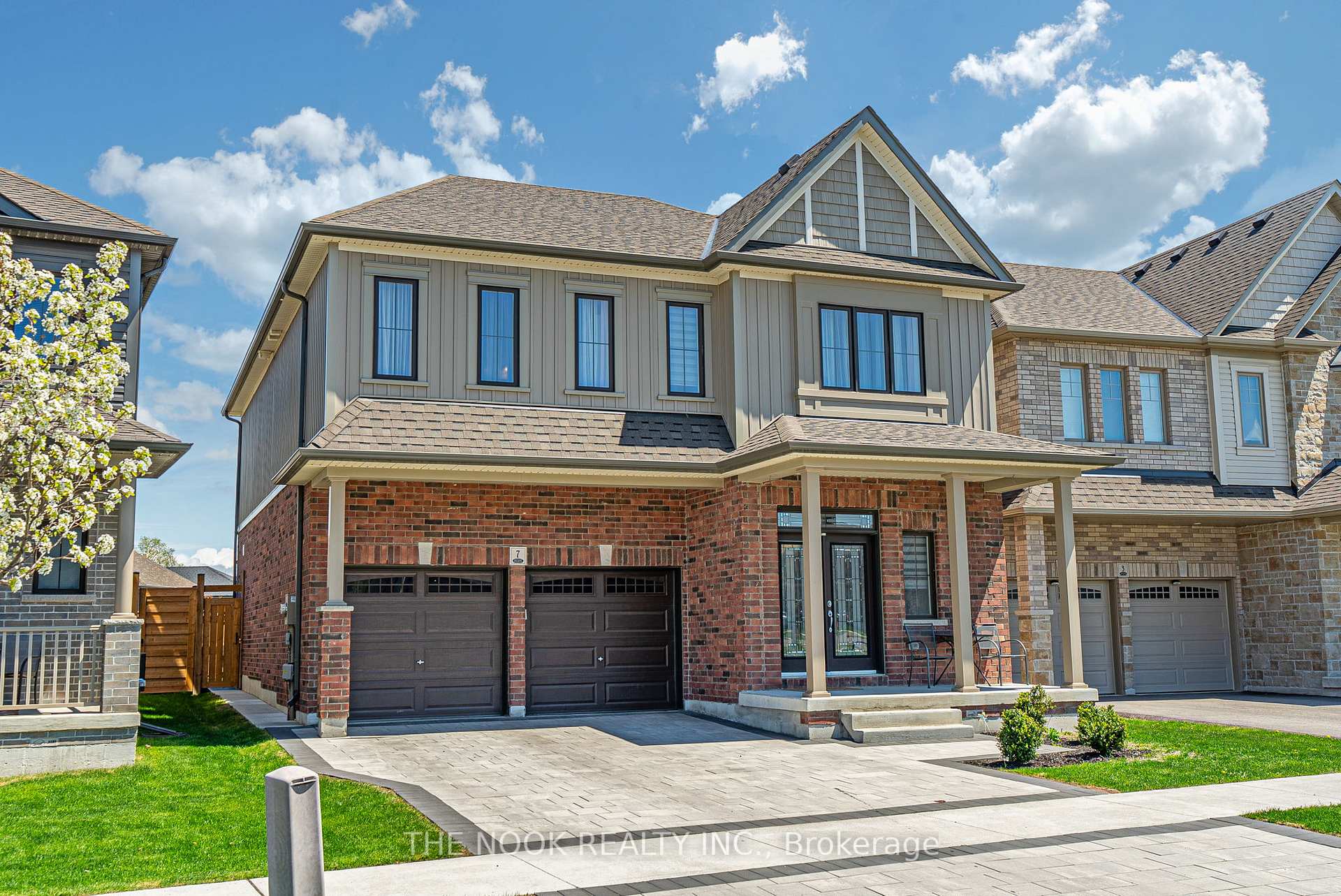 Photo 1 of 7 Higham Place, Clarington, Bowmanville — HOMEH