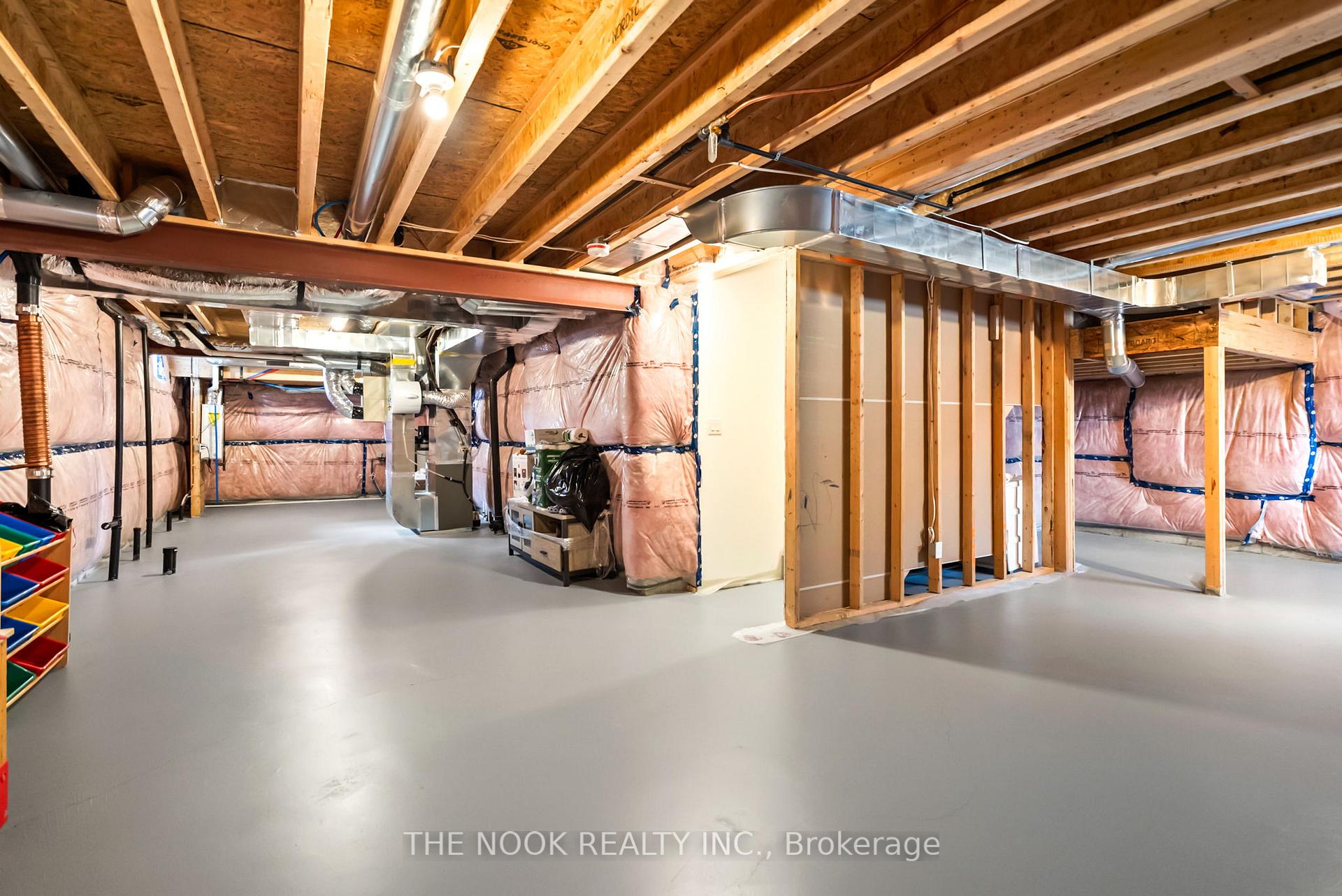Photo 41 of 7 Higham Place, Clarington, Bowmanville — HOMEH
