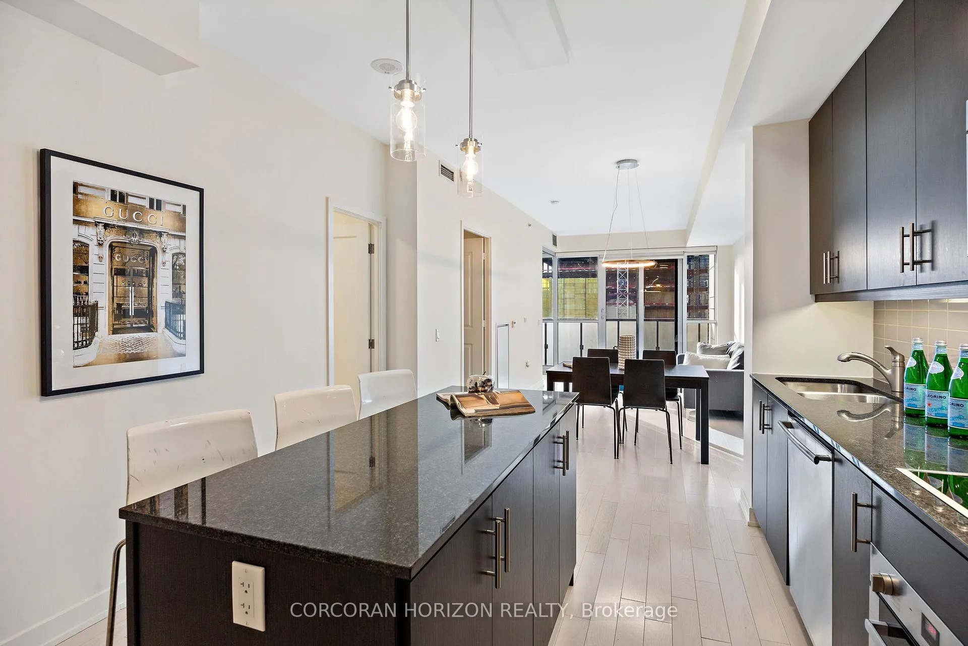 Photo 8 of Unit 1703, 1 The Esplanade, Toronto, Waterfront Communities — HOMEH
