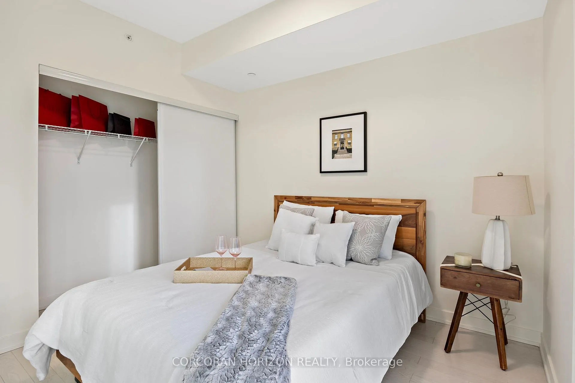 Photo 16 of Unit 1703, 1 The Esplanade, Toronto, Waterfront Communities — HOMEH