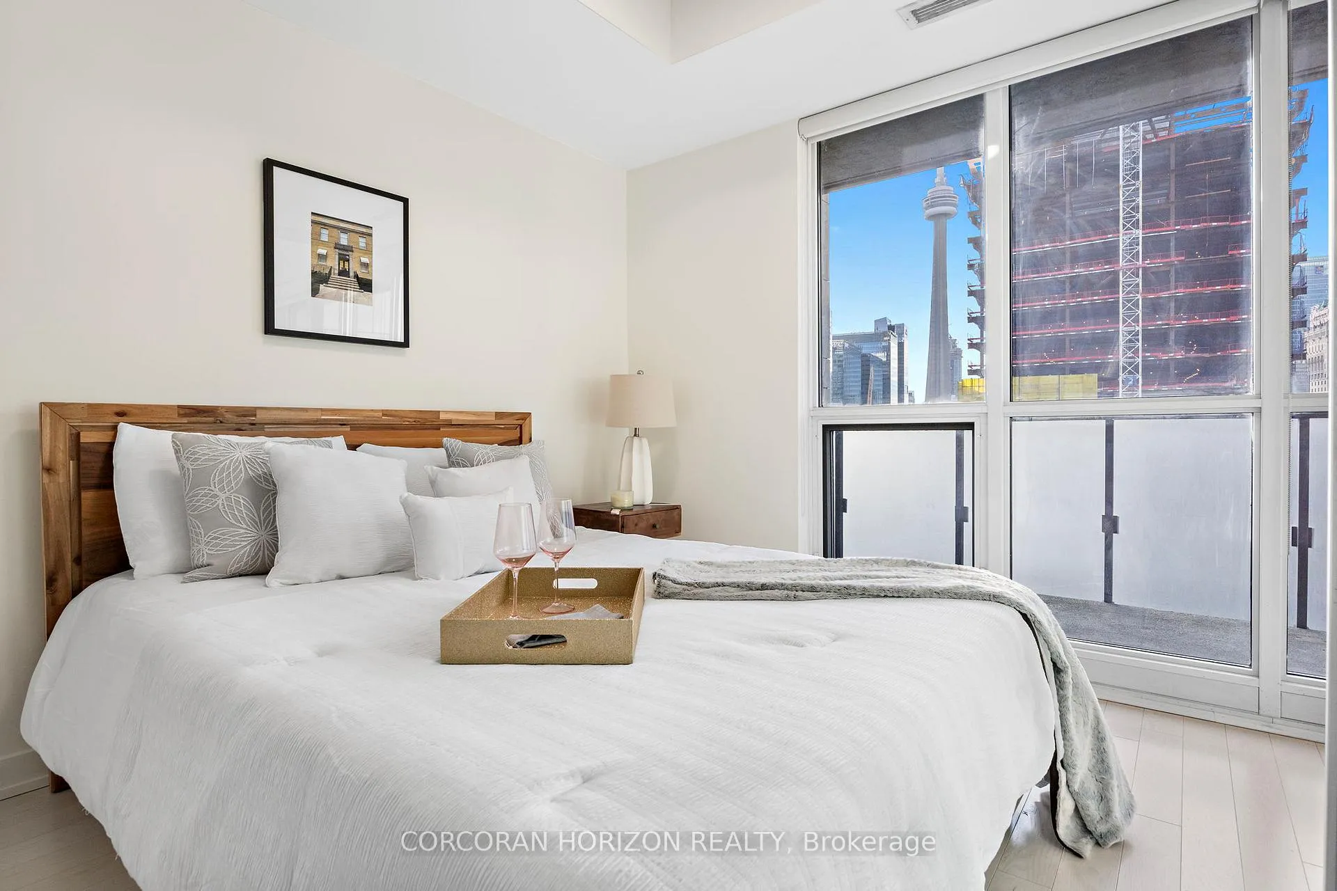 Photo 17 of Unit 1703, 1 The Esplanade, Toronto, Waterfront Communities — HOMEH