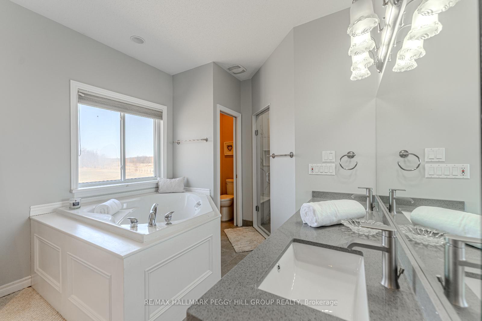 Photo 11 of 3705 County Road 124, Clearview, Nottawa — HOMEH