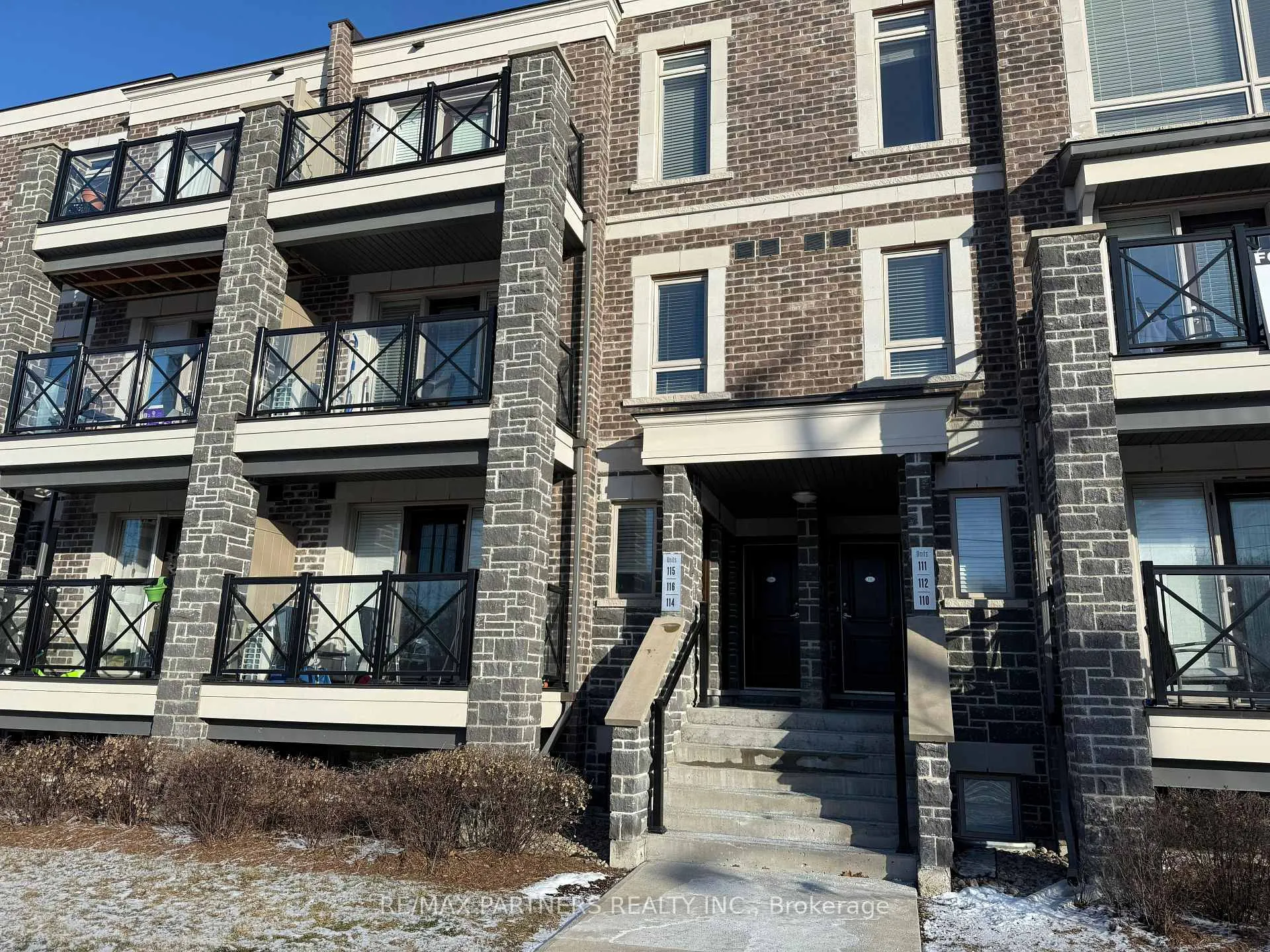 Front of Unit 115, 2 Dunsheath Way