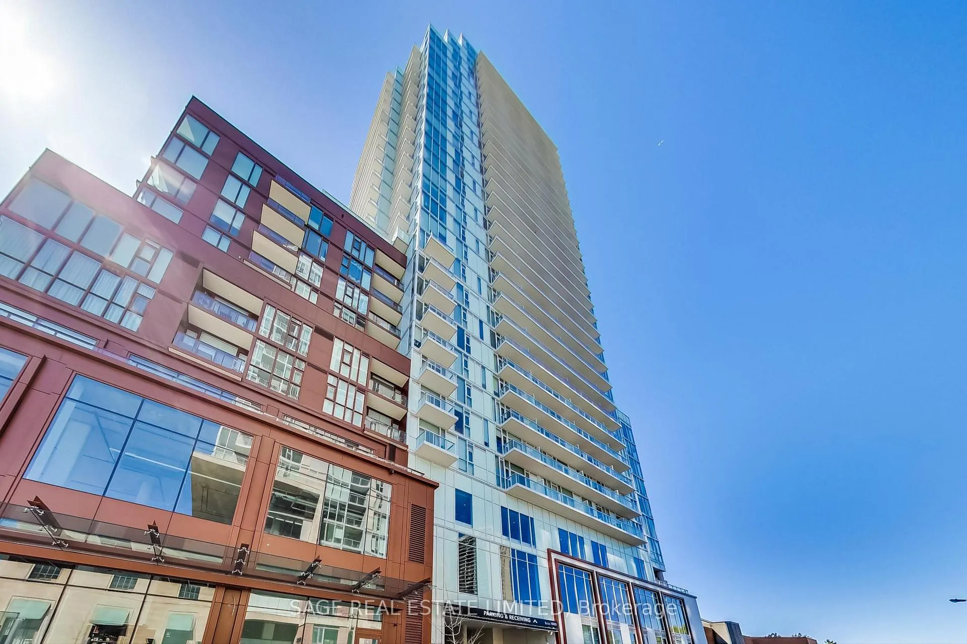 Photo 7 of Unit 816, 33 Helendale Avenue, Toronto, Yonge-Eglinton — HOMEH