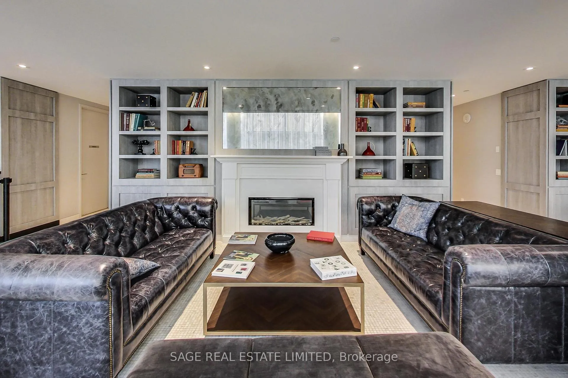 Photo 15 of Unit 816, 33 Helendale Avenue, Toronto, Yonge-Eglinton — HOMEH