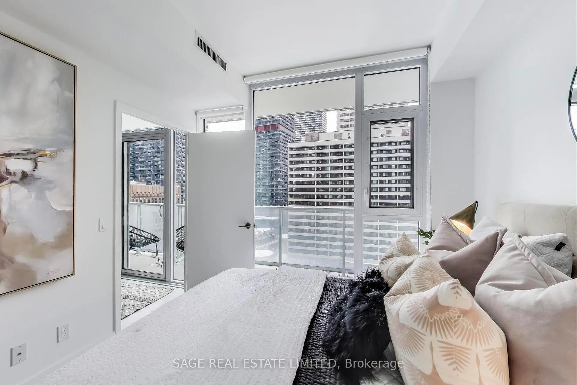 Photo 29 of Unit 816, 33 Helendale Avenue, Toronto, Yonge-Eglinton — HOMEH