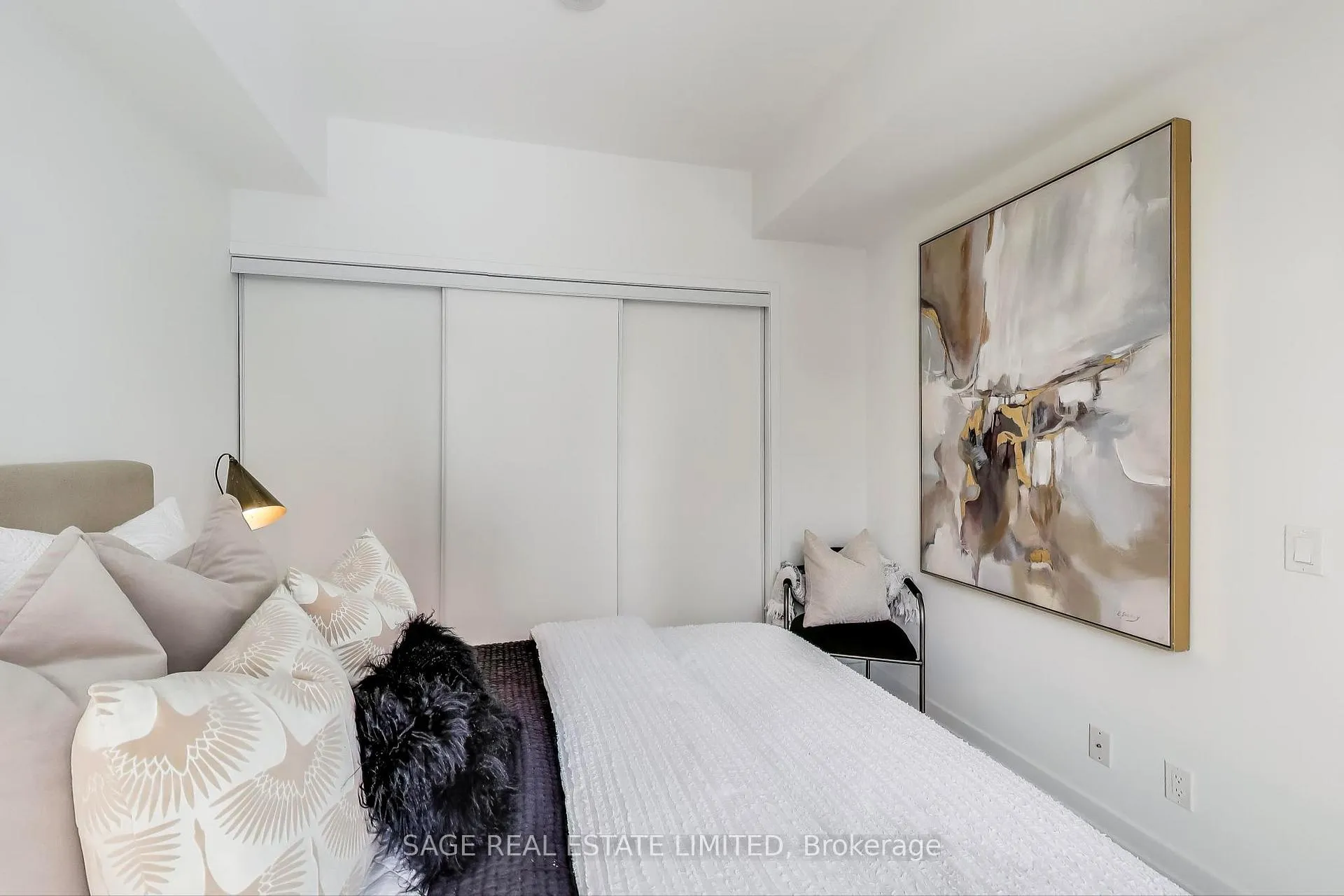 Photo 30 of Unit 816, 33 Helendale Avenue, Toronto, Yonge-Eglinton — HOMEH