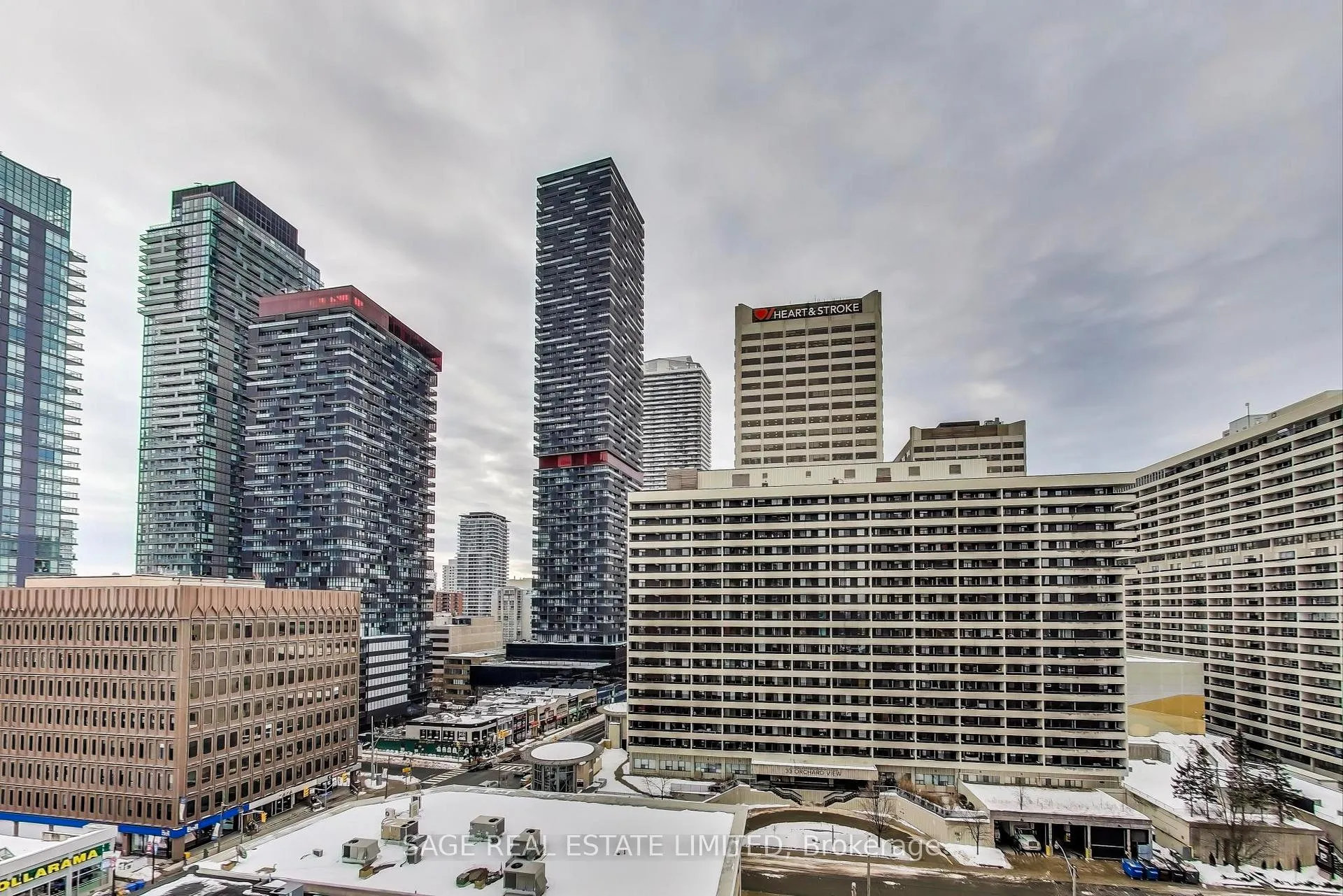 Photo 35 of Unit 816, 33 Helendale Avenue, Toronto, Yonge-Eglinton — HOMEH