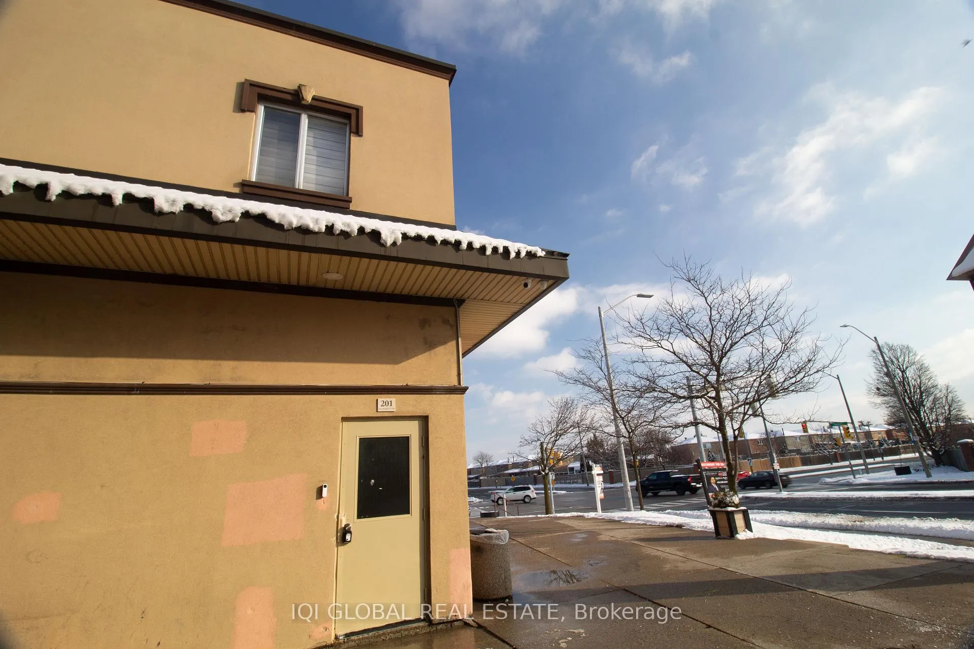 Photo 12 of Unit 05, 2352 Middlefield Road, Markham, Middlefield — HOMEH