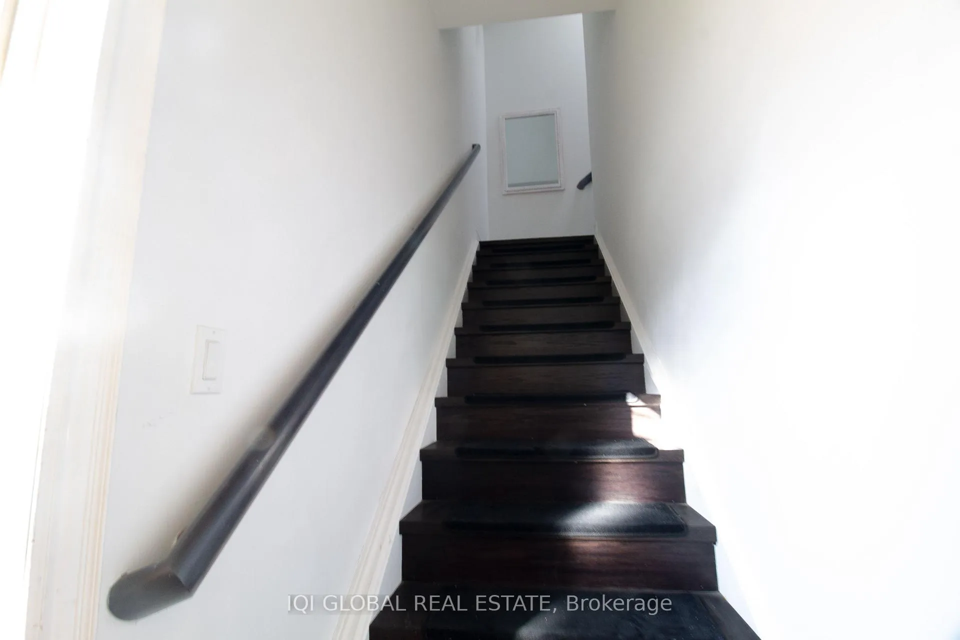 Photo 13 of Unit 05, 2352 Middlefield Road, Markham, Middlefield — HOMEH