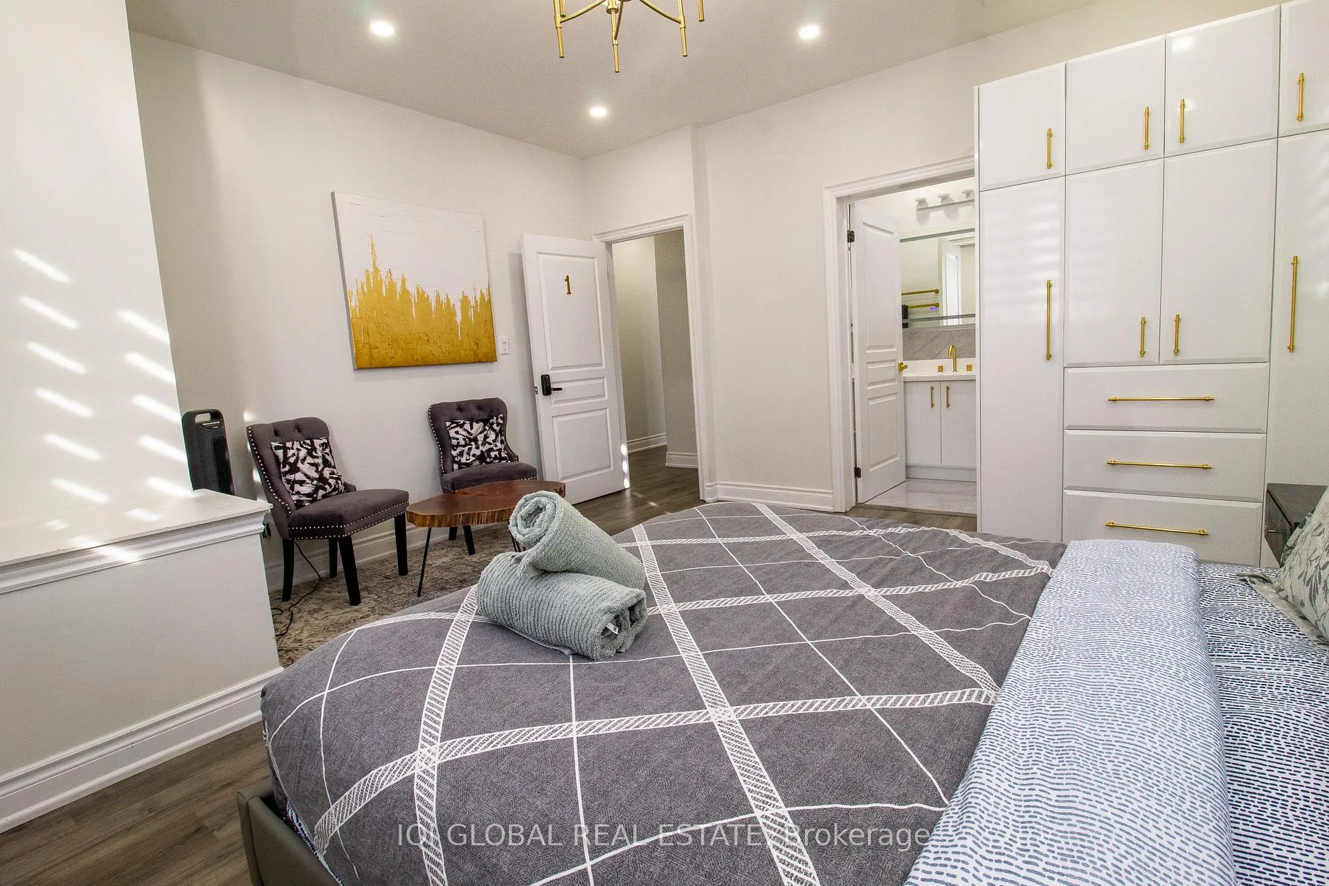 Photo 16 of Unit 05, 2352 Middlefield Road, Markham, Middlefield — HOMEH