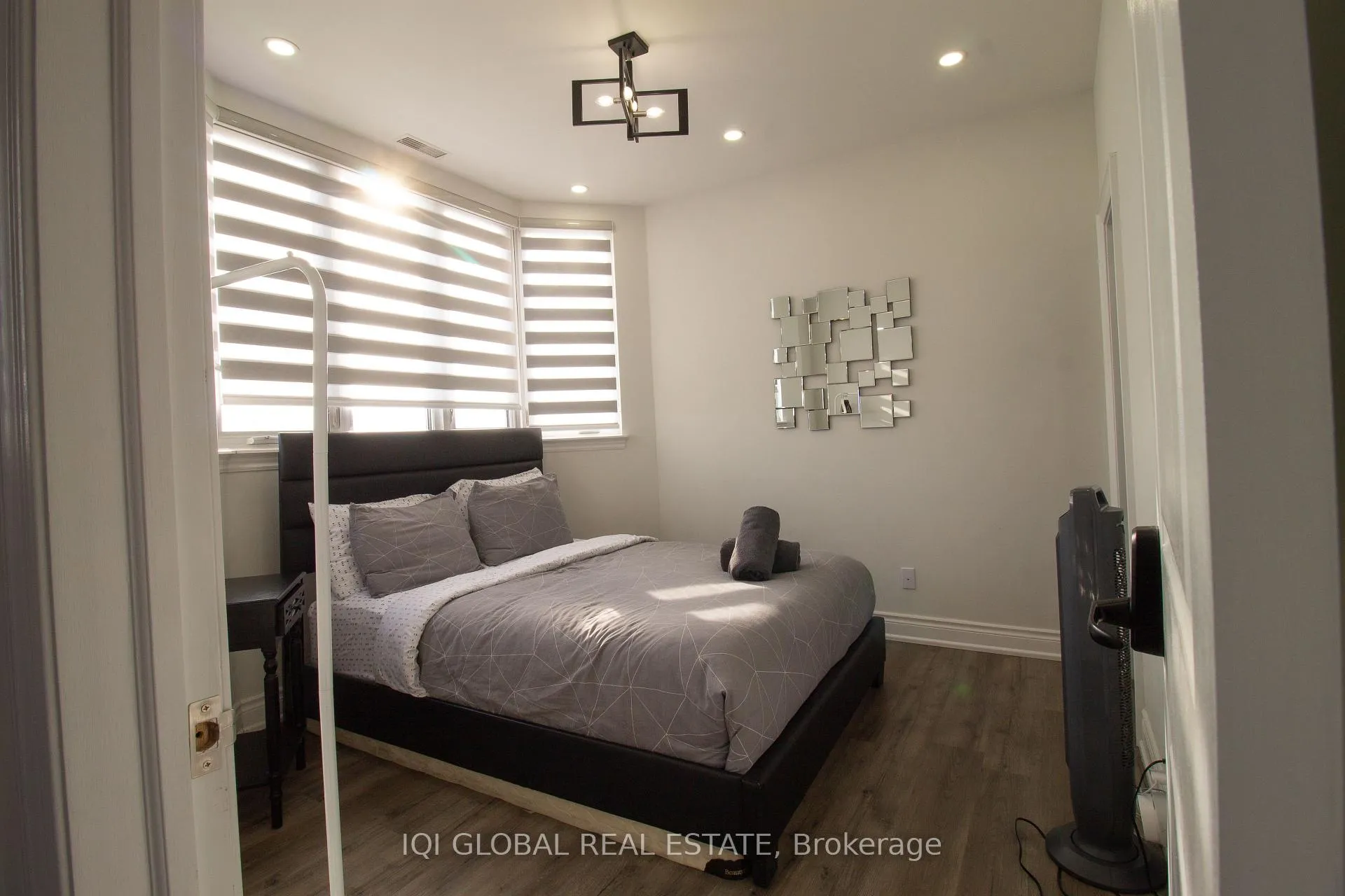 Photo 25 of Unit 05, 2352 Middlefield Road, Markham, Middlefield — HOMEH