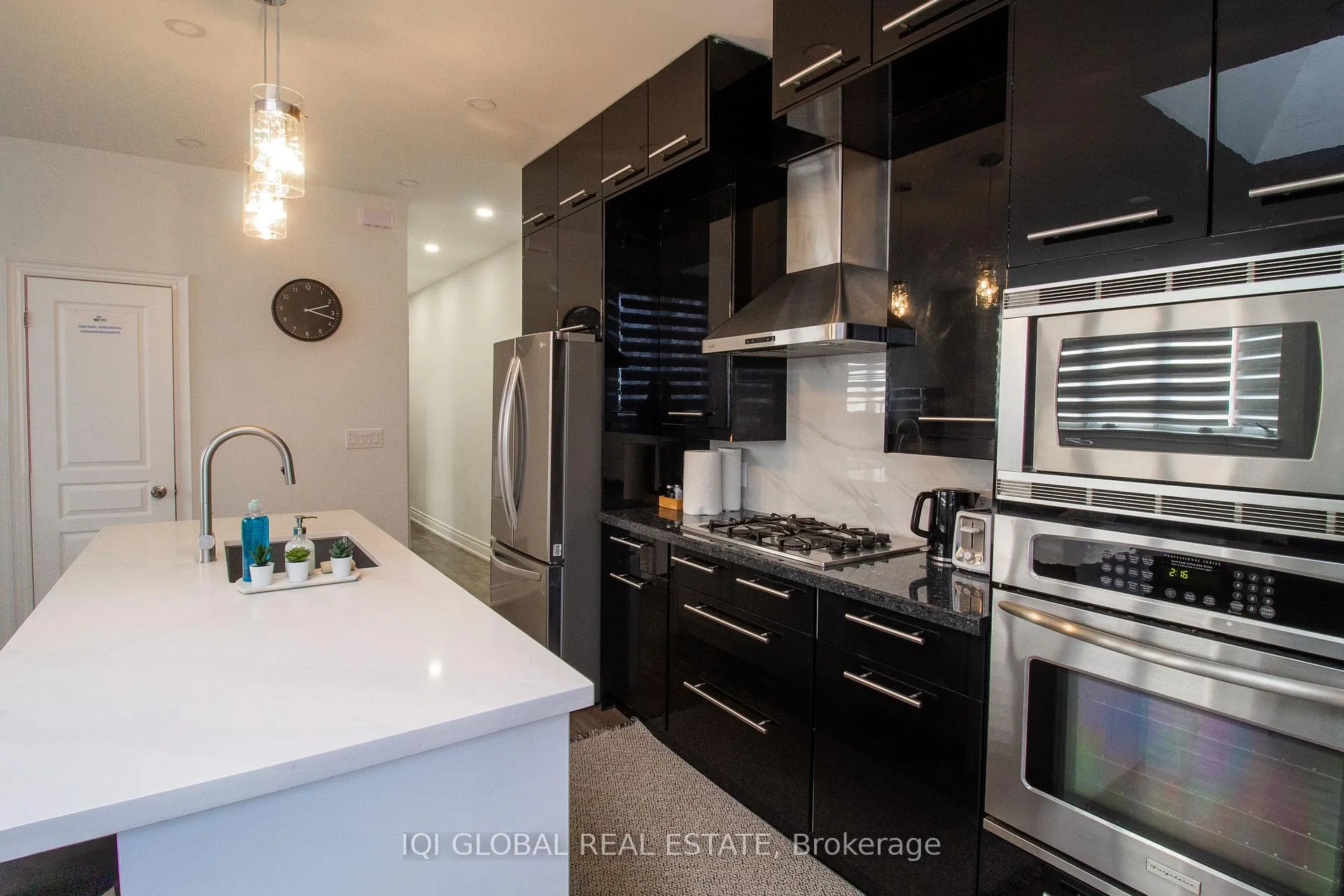 Photo 34 of Unit 05, 2352 Middlefield Road, Markham, Middlefield — HOMEH