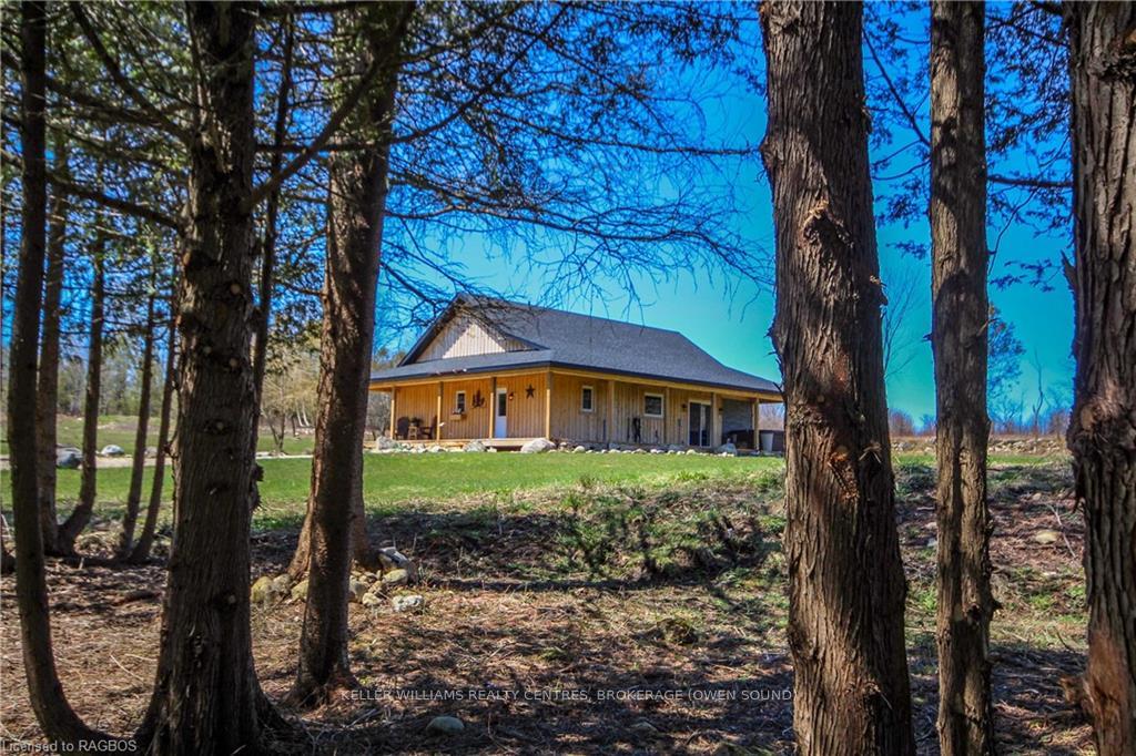 Photo 4 of 540291 Sideroad 80, Chatsworth — HOMEH