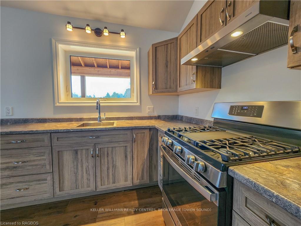 Photo 31 of 540291 Sideroad 80, Chatsworth — HOMEH