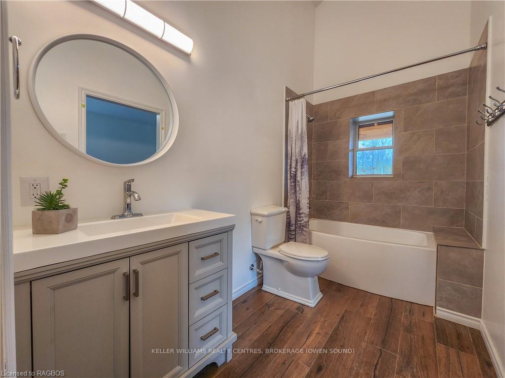 Photo 37 of 540291 Sideroad 80, Chatsworth — HOMEH