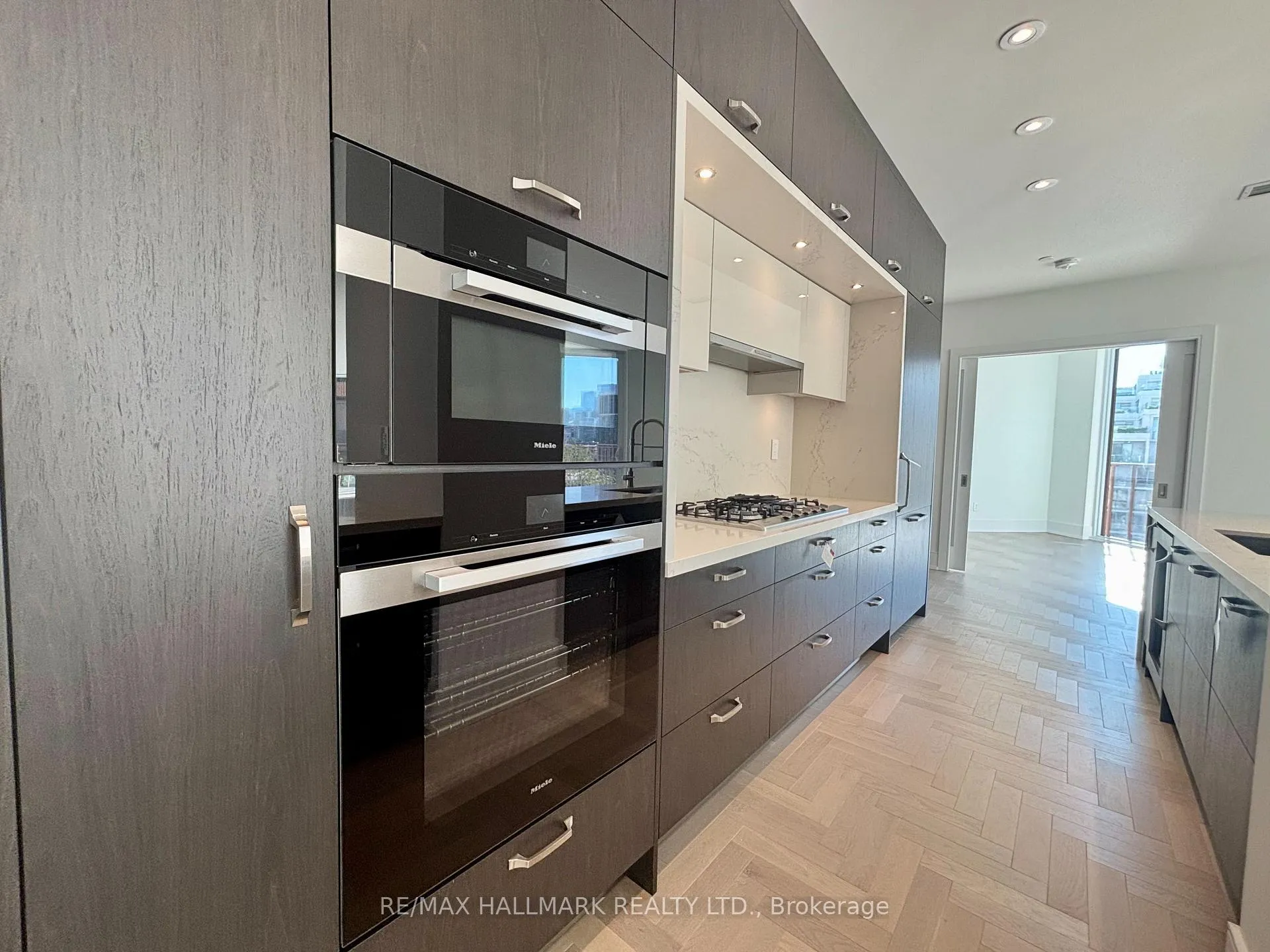 Photo 11 of Unit 907, 155 Merchants' Wharf, Toronto, Waterfront Communities — HOMEH