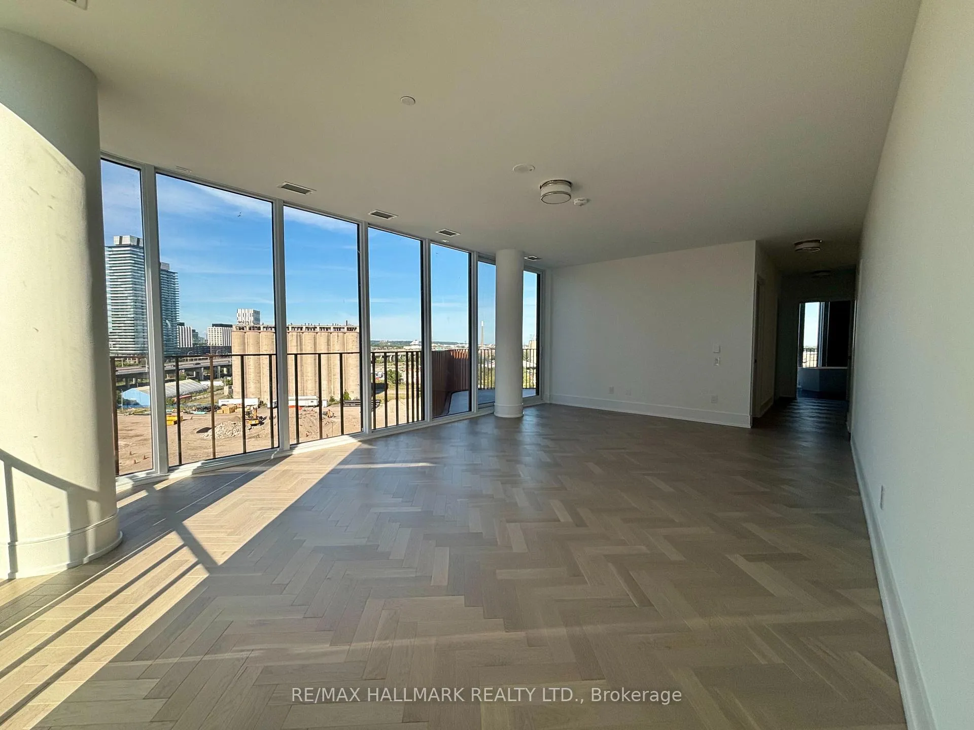 Photo 16 of Unit 907, 155 Merchants' Wharf, Toronto, Waterfront Communities — HOMEH