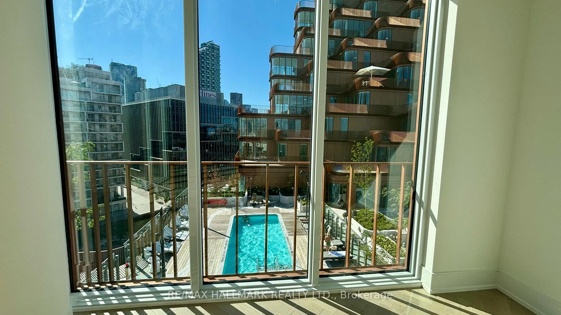 Photo 28 of Unit 907, 155 Merchants' Wharf, Toronto, Waterfront Communities — HOMEH
