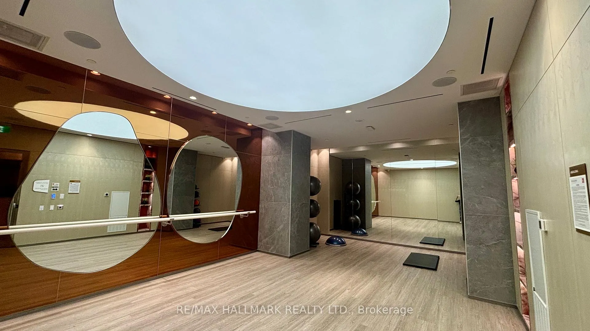 Photo 32 of Unit 907, 155 Merchants' Wharf, Toronto, Waterfront Communities — HOMEH