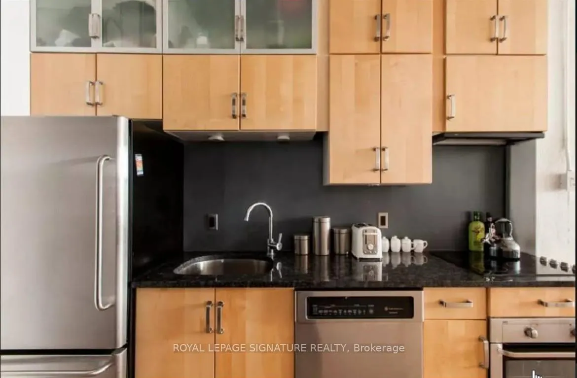 Photo 3 of Unit 201, 264 Seaton Street, Toronto, Moss Park — HOMEH