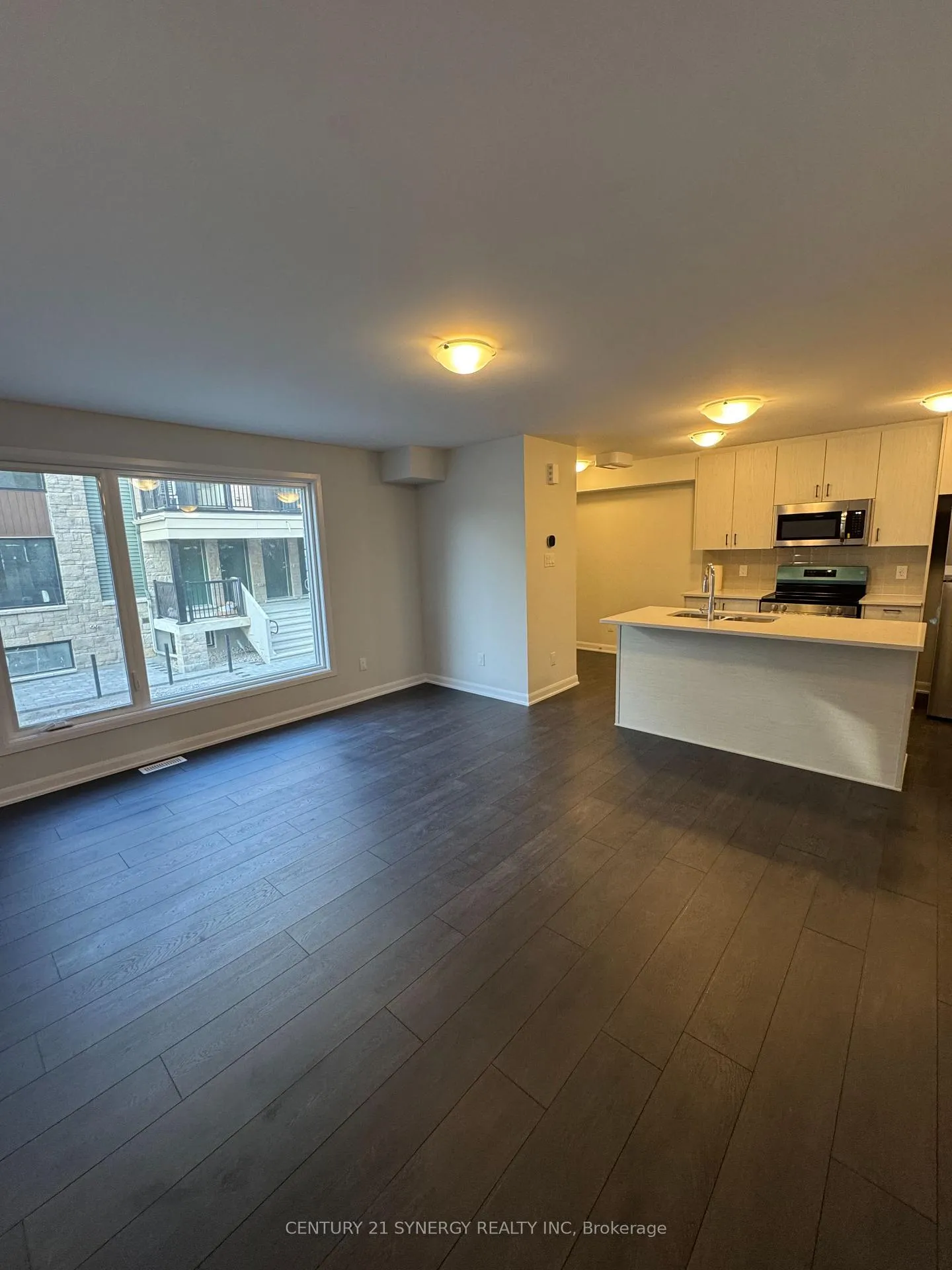 Photo 3 of 707 Arcadian Private, Ottawa, Kanata - Morgan's Grant/South March — HOMEH
