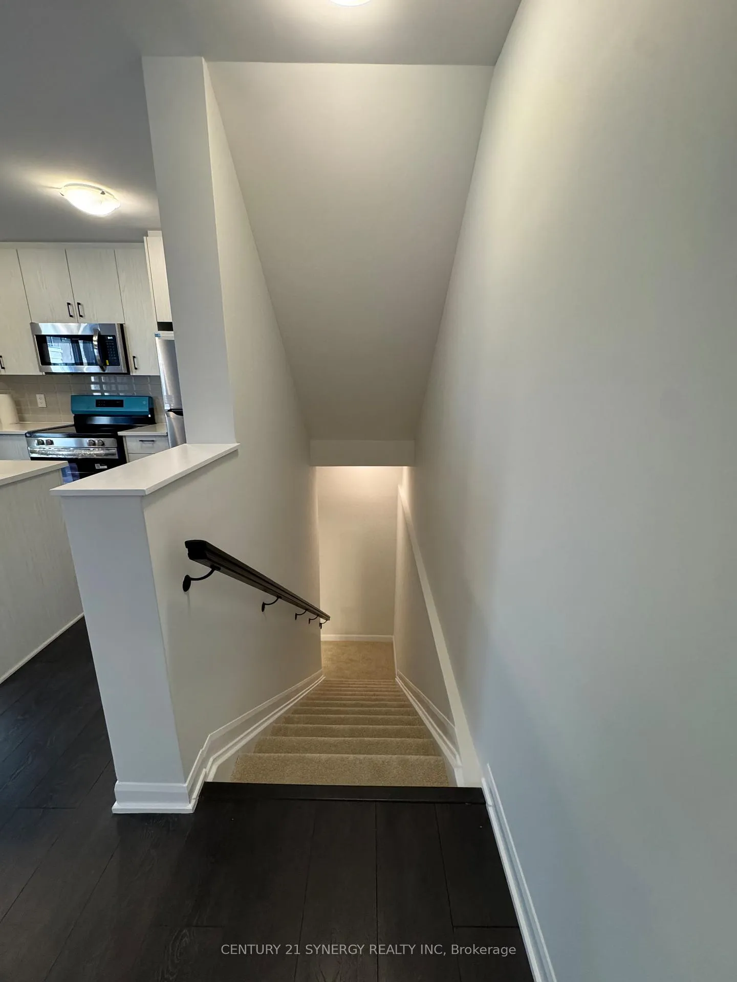 Photo 6 of 707 Arcadian Private, Ottawa, Kanata - Morgan's Grant/South March — HOMEH