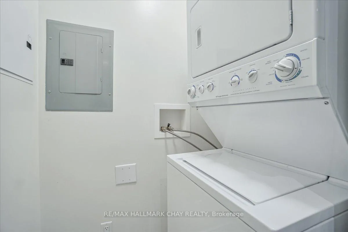 Photo 34 of Unit 703, 33 Ellen Street, Barrie, Lakeshore — HOMEH