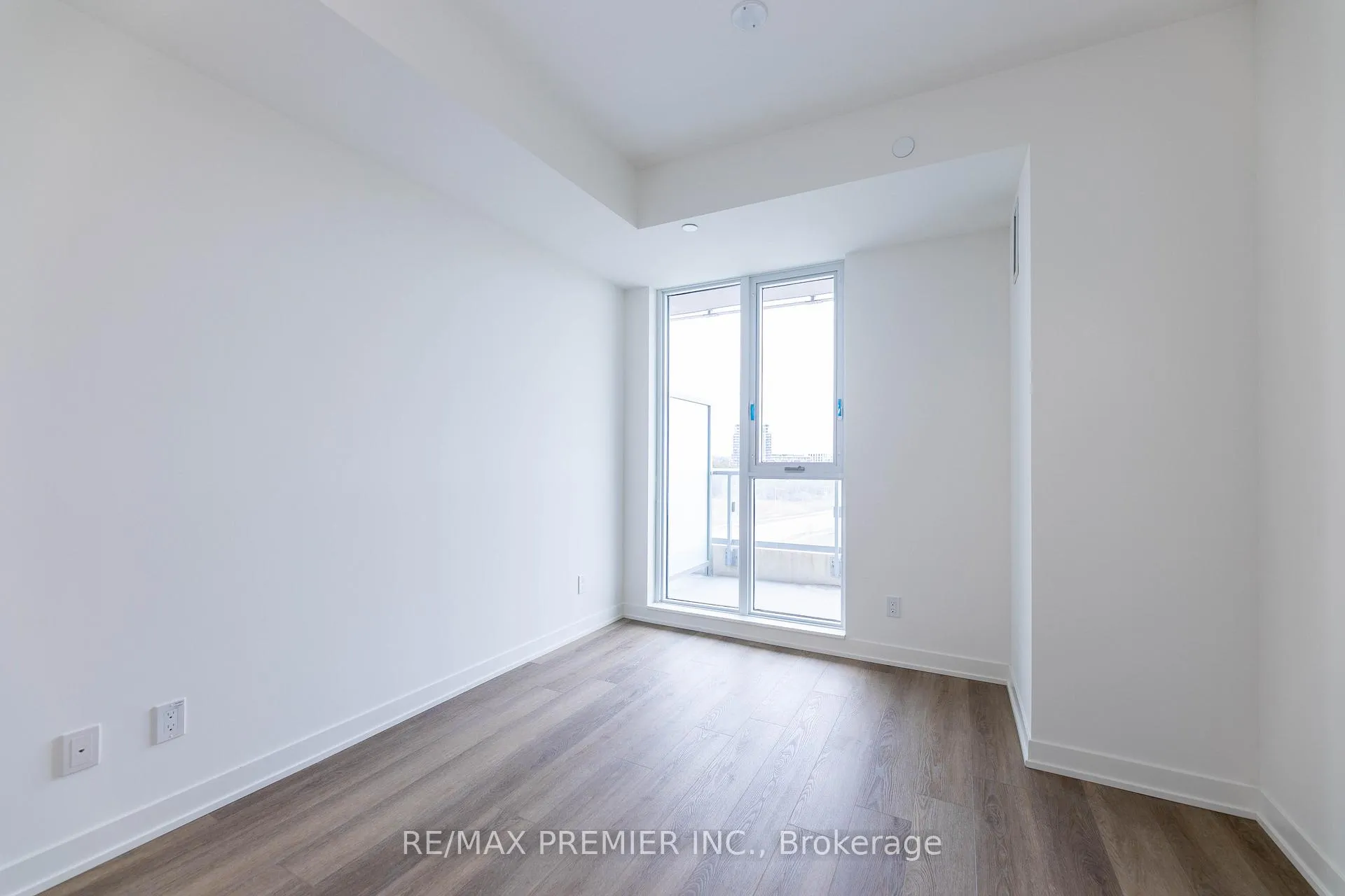 Photo 14 of Unit 708, 292 Verdale Crossing, Markham, Unionville — HOMEH