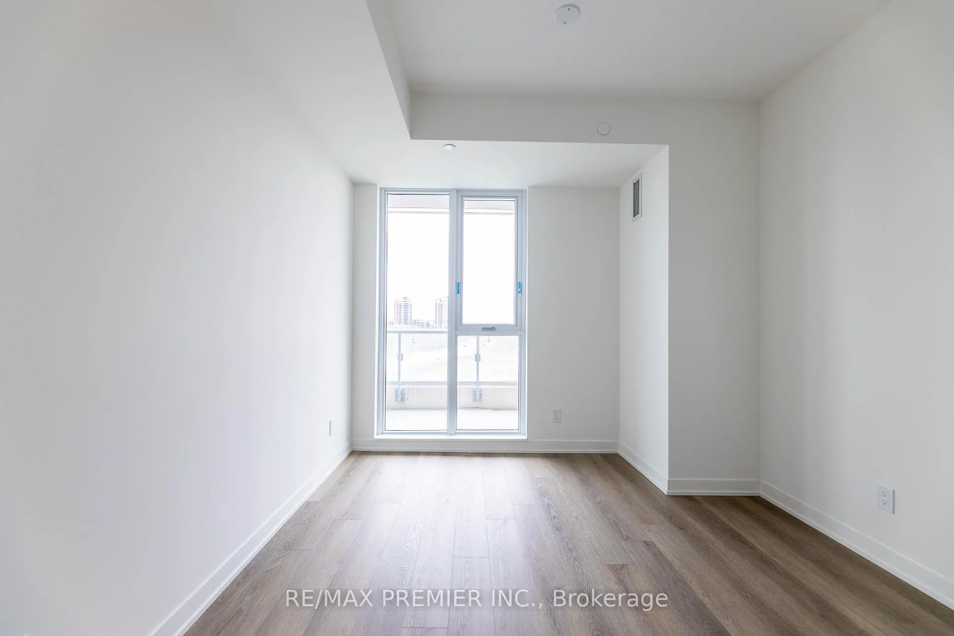 Photo 19 of Unit 708, 292 Verdale Crossing, Markham, Unionville — HOMEH