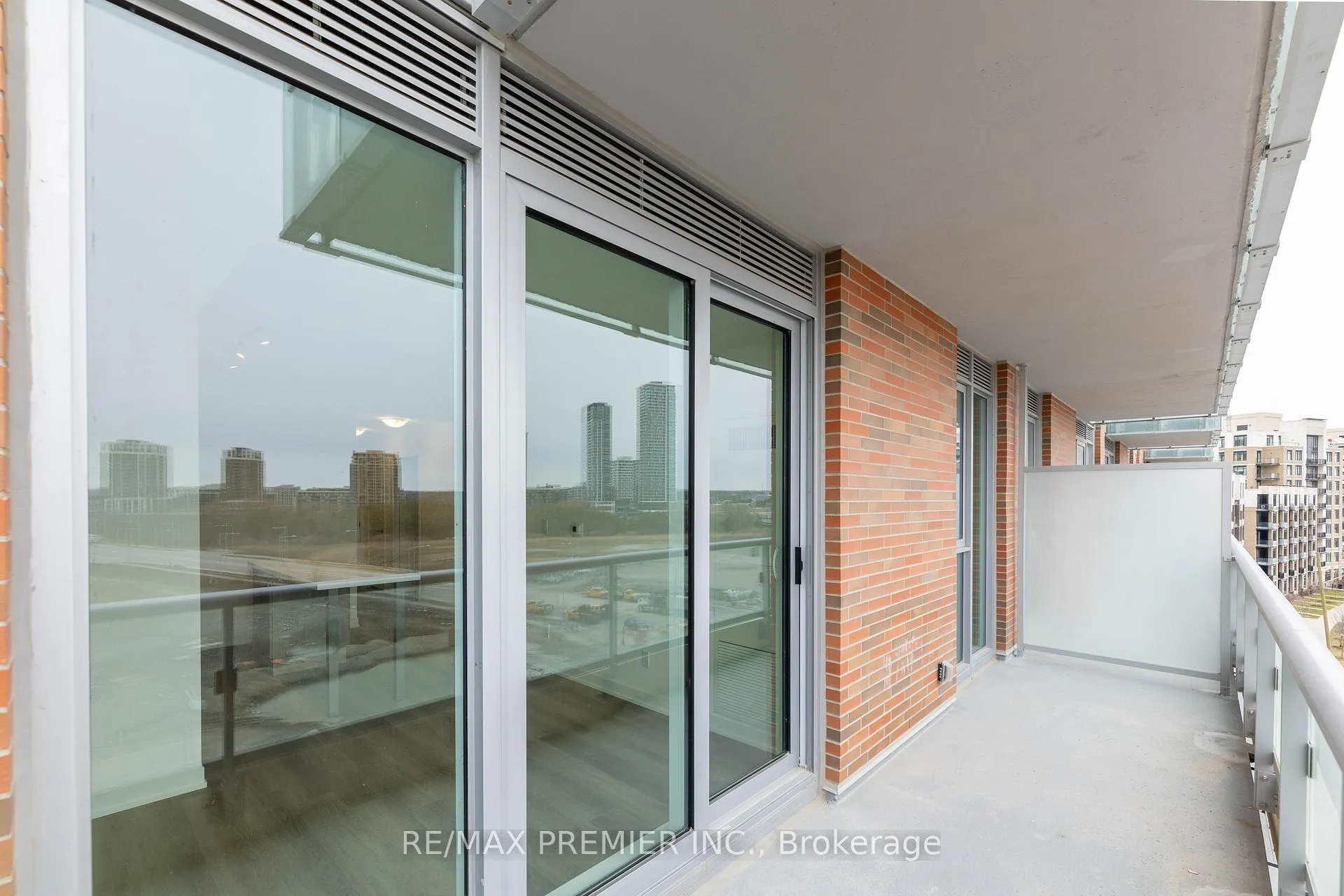 Photo 21 of Unit 708, 292 Verdale Crossing, Markham, Unionville — HOMEH